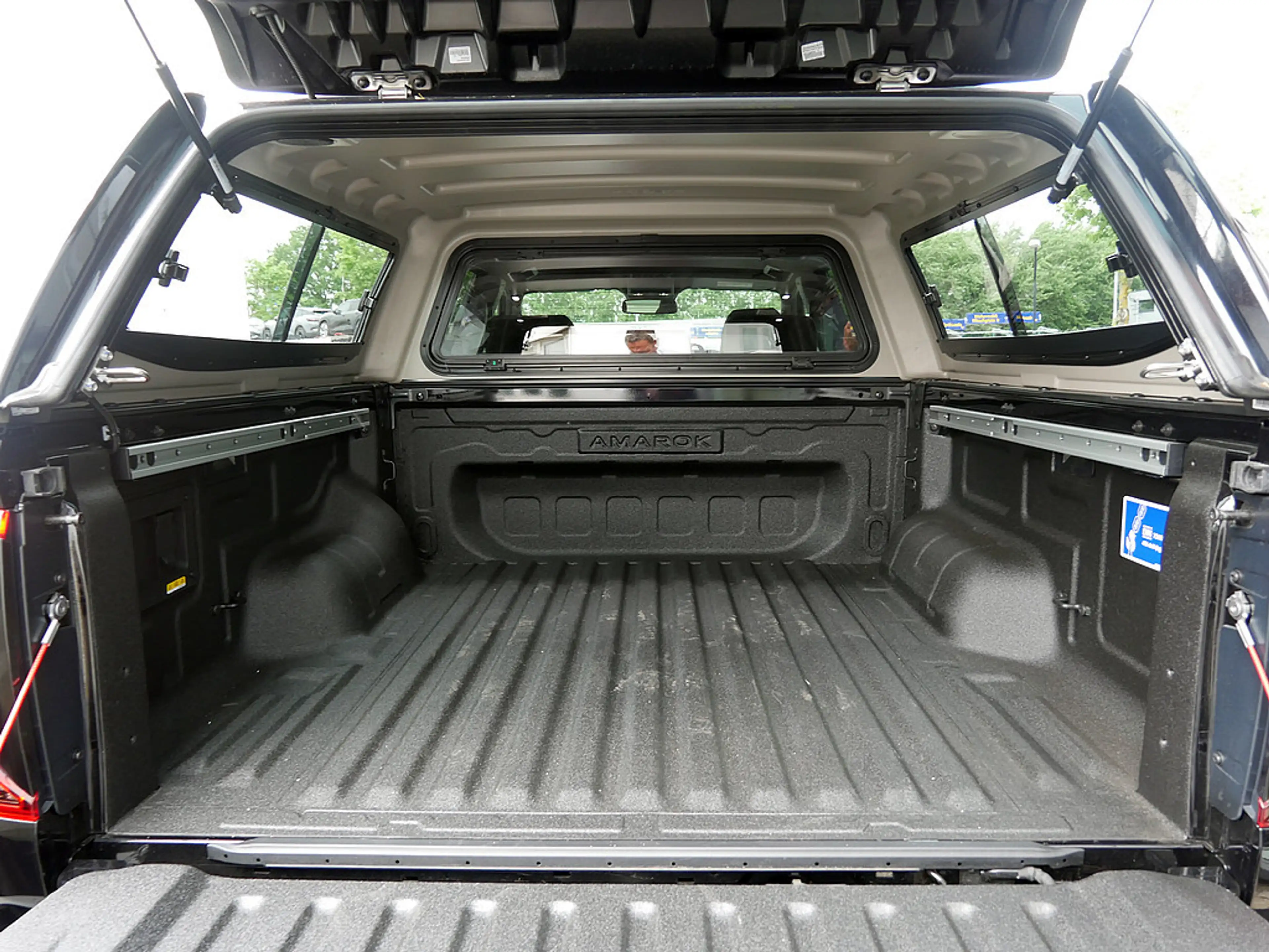 Volkswagen Amarok PanAmericana DC 3.0 TDI MATRIX-LED — photo 13