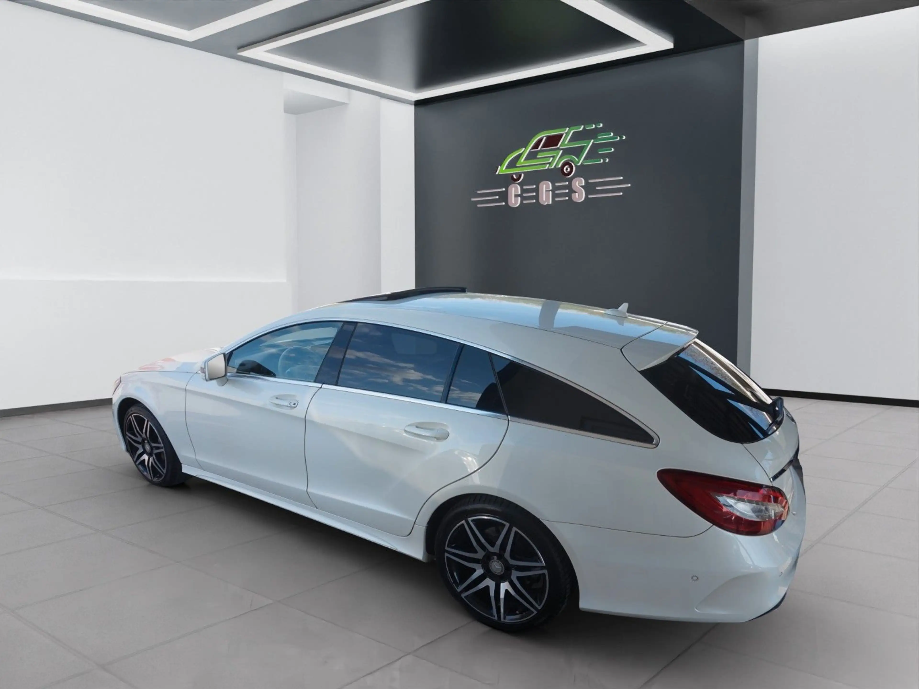 Mercedes-Benz CLS 500 4Matic AMG-Line*Designo~Multi Mas~H&K — photo 5