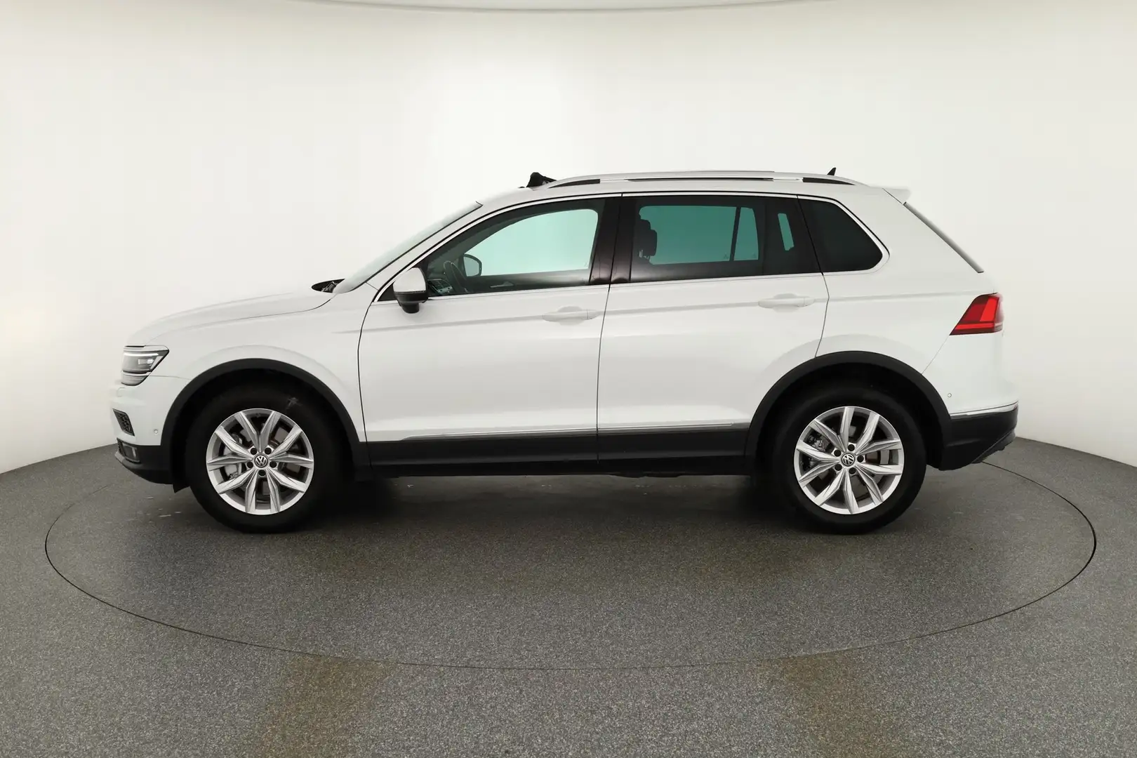 Volkswagen Tiguan 2.0 TSI DSG 4Motion Highline LED Navi ACC A Weiß - 2