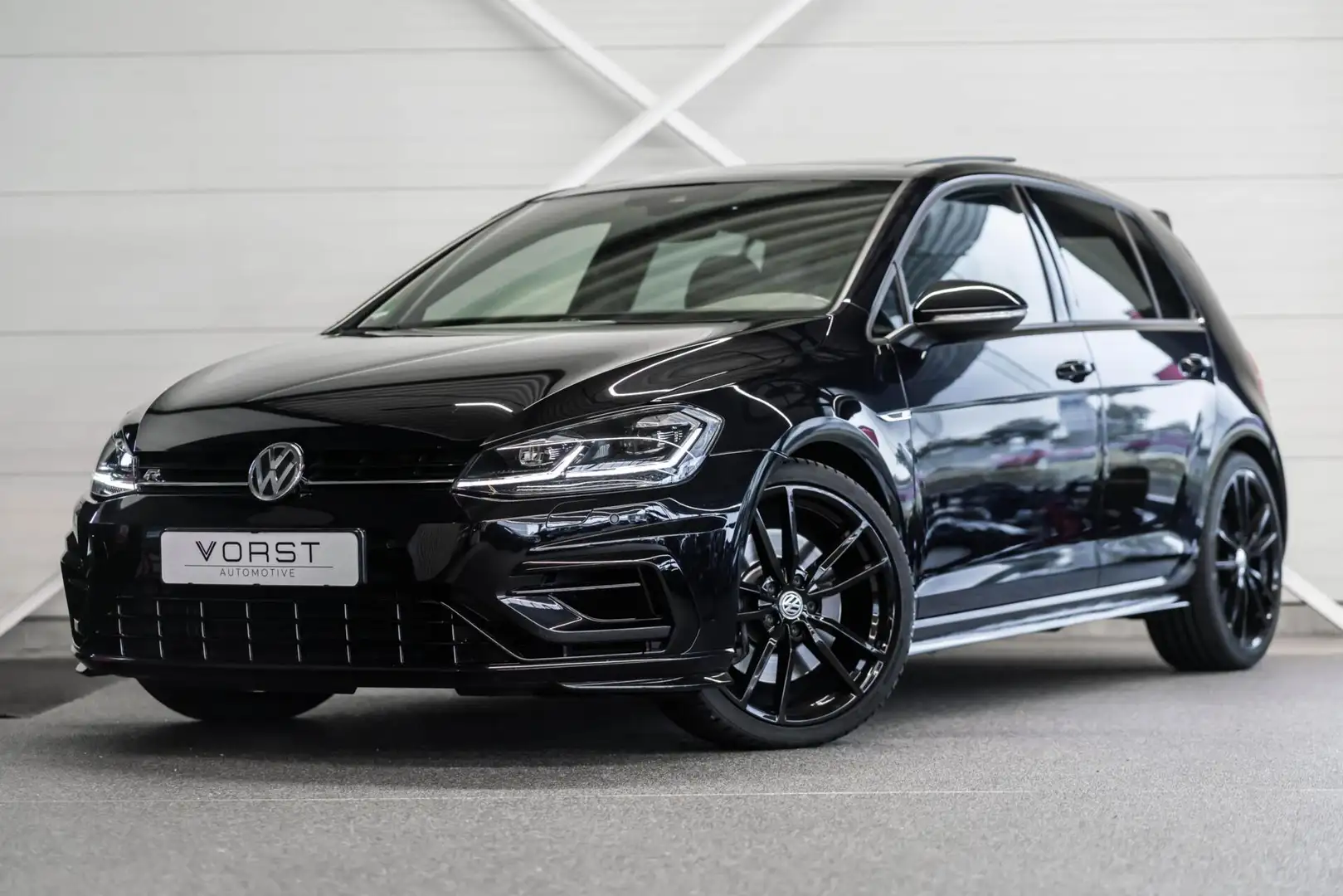 Volkswagen Golf 2.0 TSI 4Motion R Pano Camera ACC Noir - 1