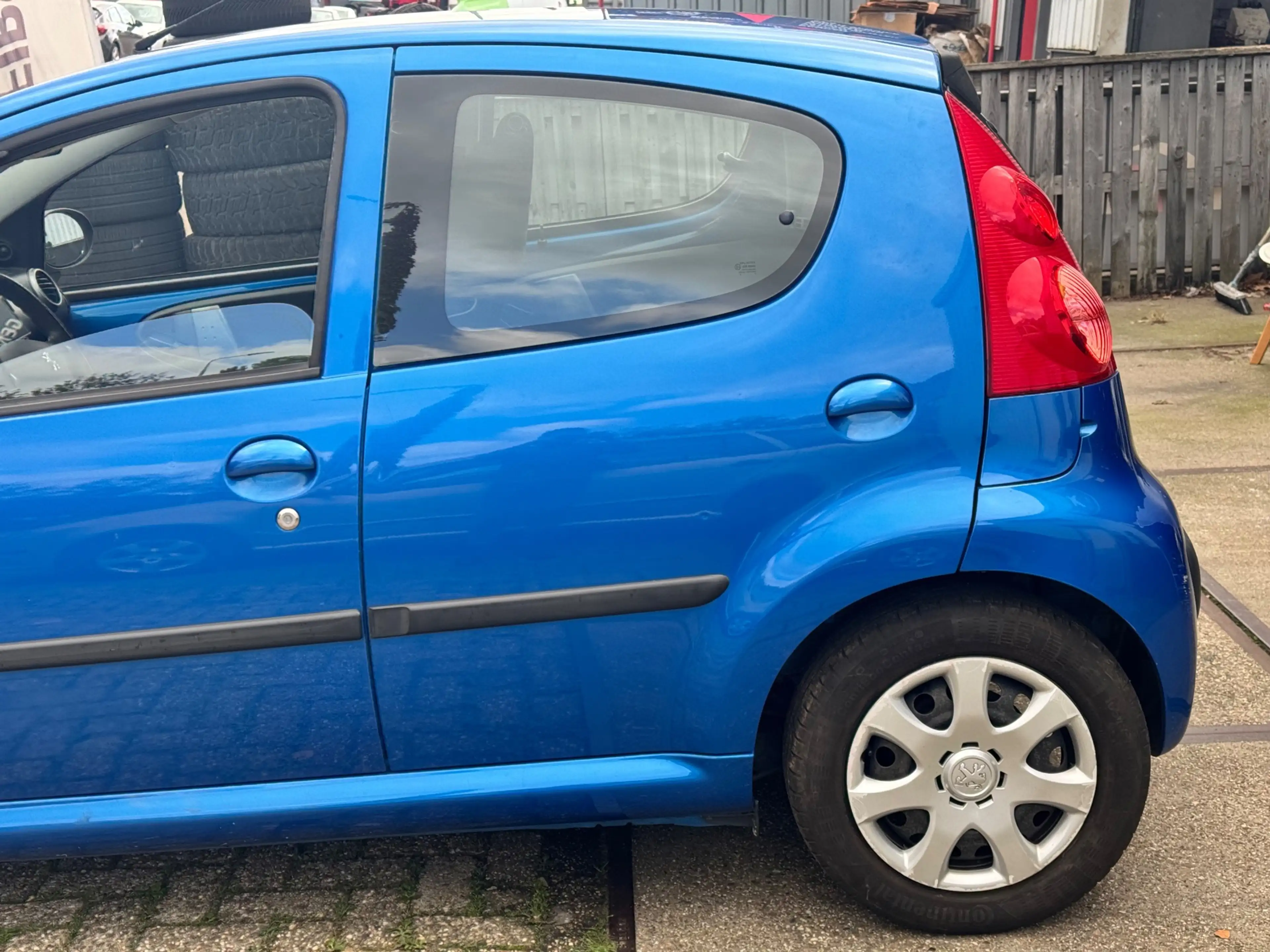 Peugeot 107 1.0 | AUTOMAAT | AIRCO | ELEKTRISCHE RAMEN | LAGE — photo 8
