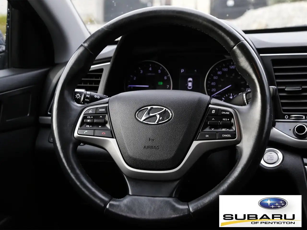 Hyundai ELANTRA снимка Hyundai ELANTRA