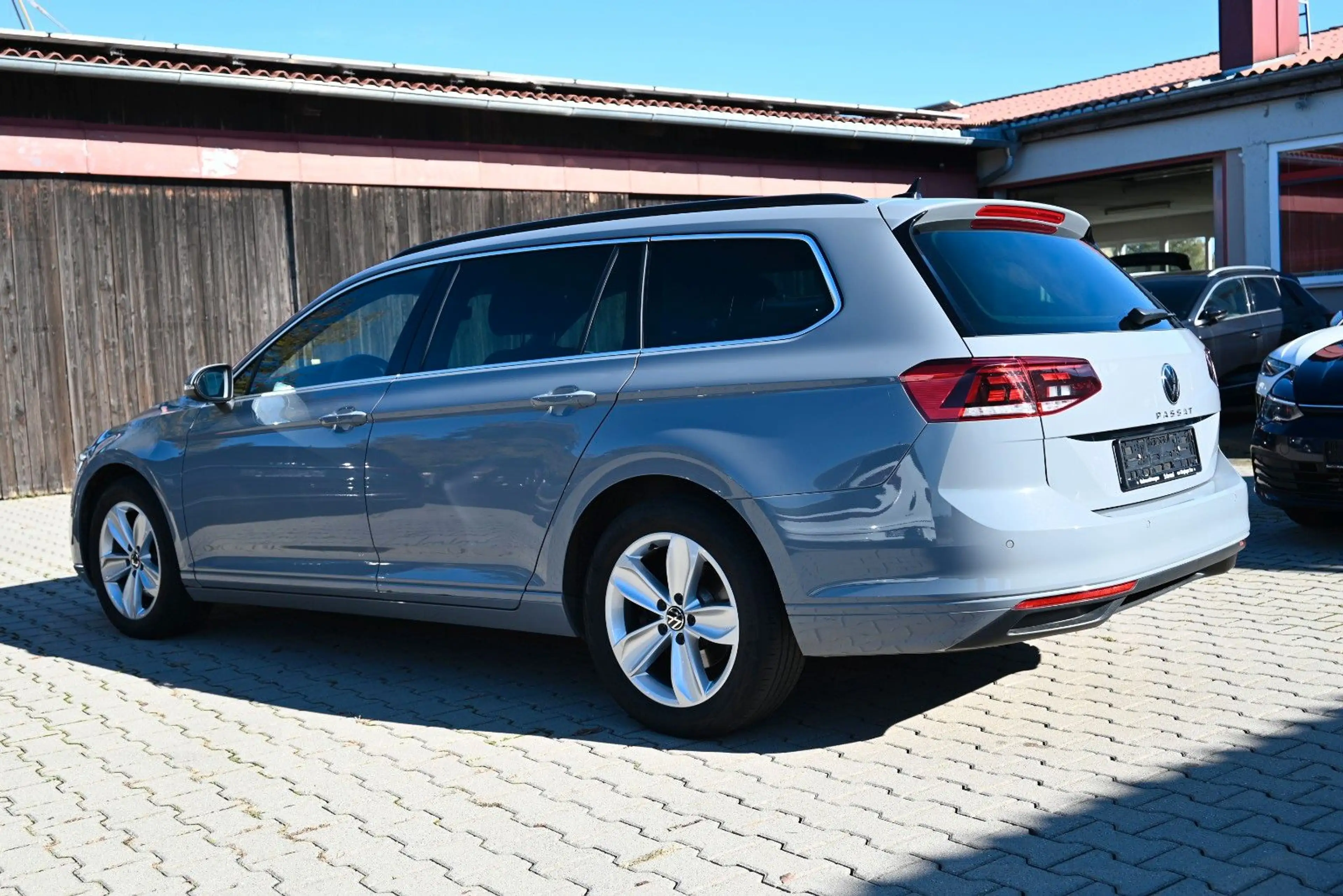 Volkswagen Passat Variant Business/Virtual/Apple/ACC/Sports — photo 11