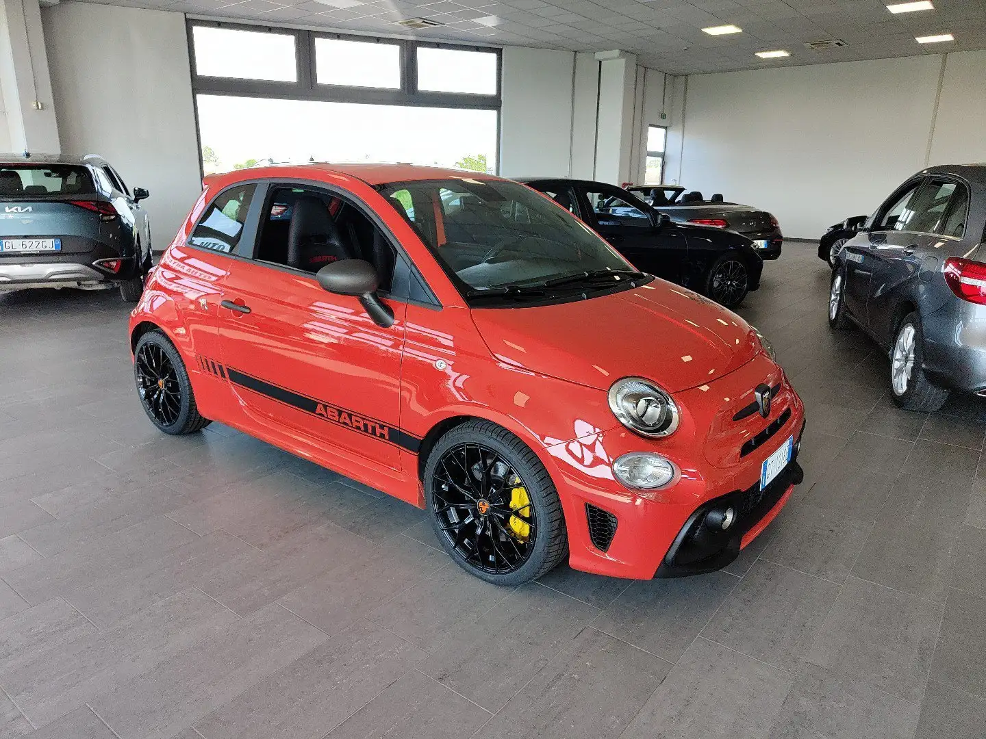 Abarth 695 1.4 Turbo 180cv Competizione Sabelt Carbonio+Pelle Arancione - 2