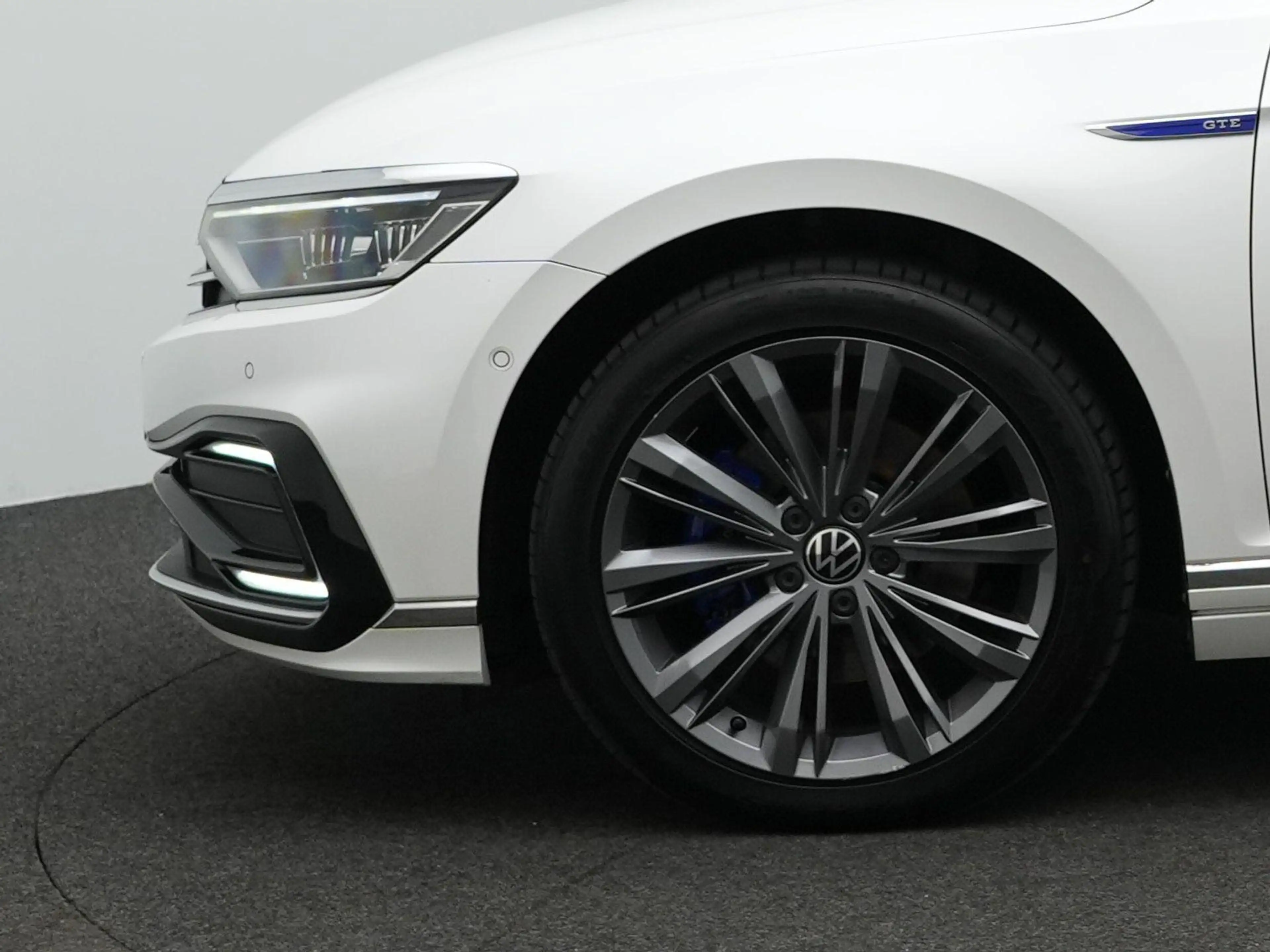 Volkswagen Passat Variant 1.4 TSI 218pk PHEV GTE Business | Adaptive Cruise — photo 13