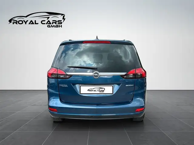 Opel Zafira Tourer view 6