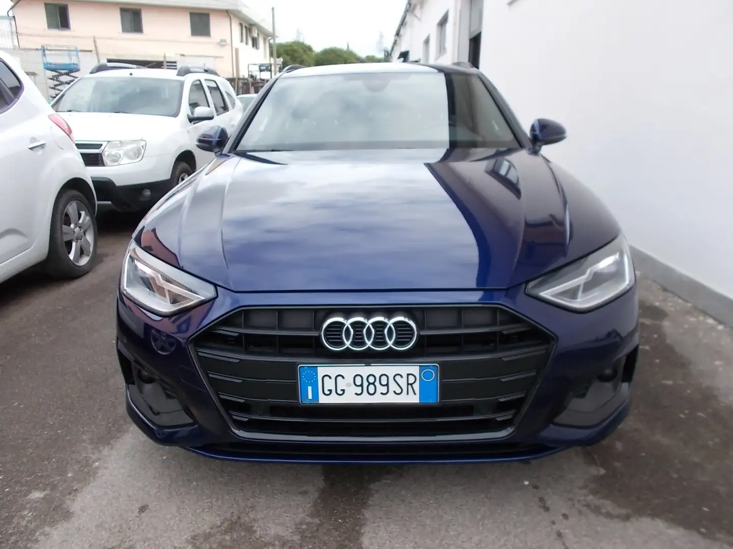 Audi A4 Avant 35 2.0 tdi mhev Business Adv. 163cv s-tronic Blu/Azzurro - 2