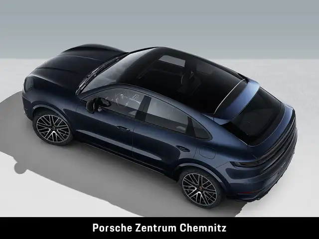 Porsche Cayenne view 4
