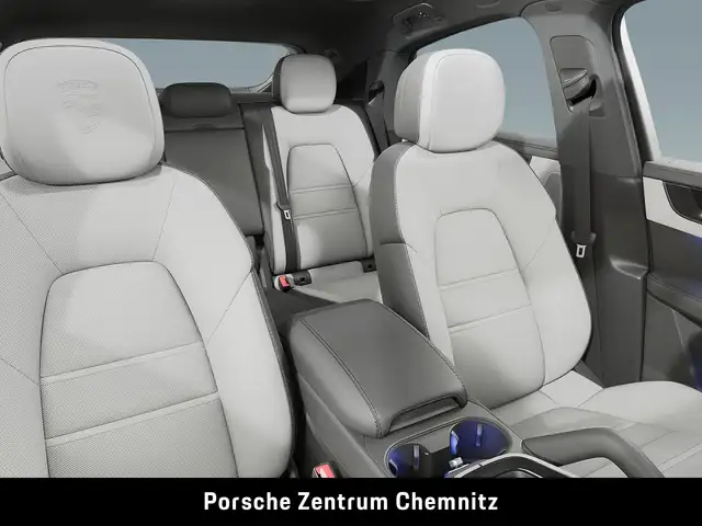 Porsche Cayenne view 6