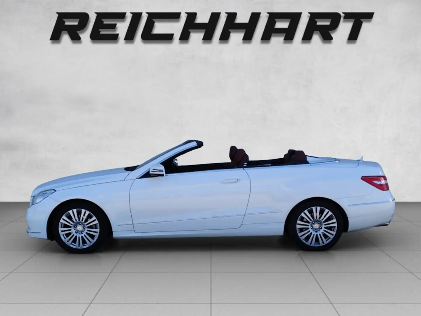 Mercedes-Benz E 200 Mercedes-Benz E 200 CGI BlueEfficiency Aut. Weiß - 2