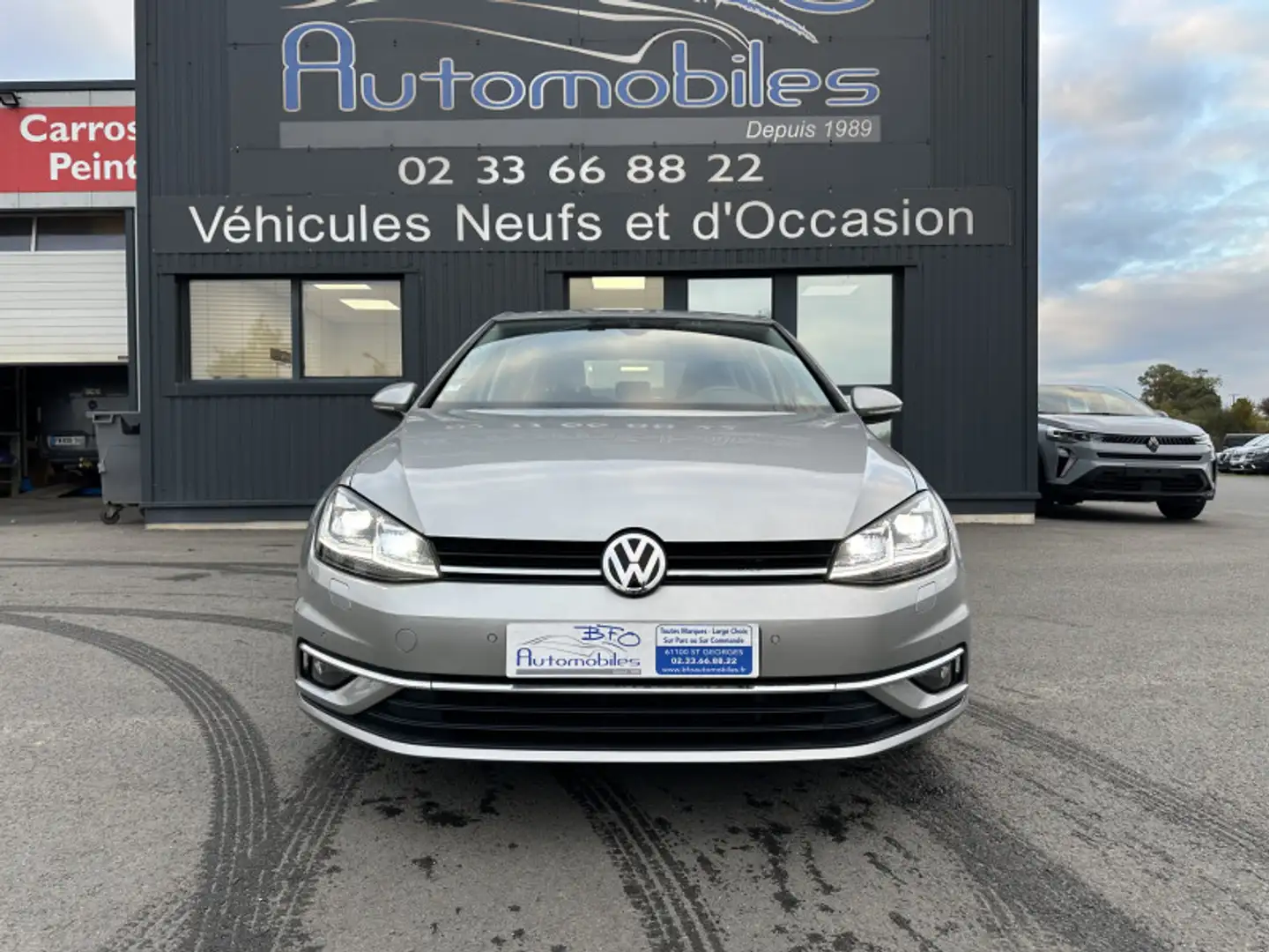 Volkswagen Golf 1.5 TSI EVO 150CH BLUEMOTION TECHNOLOGY CARAT DSG7 5P Grijs - 2