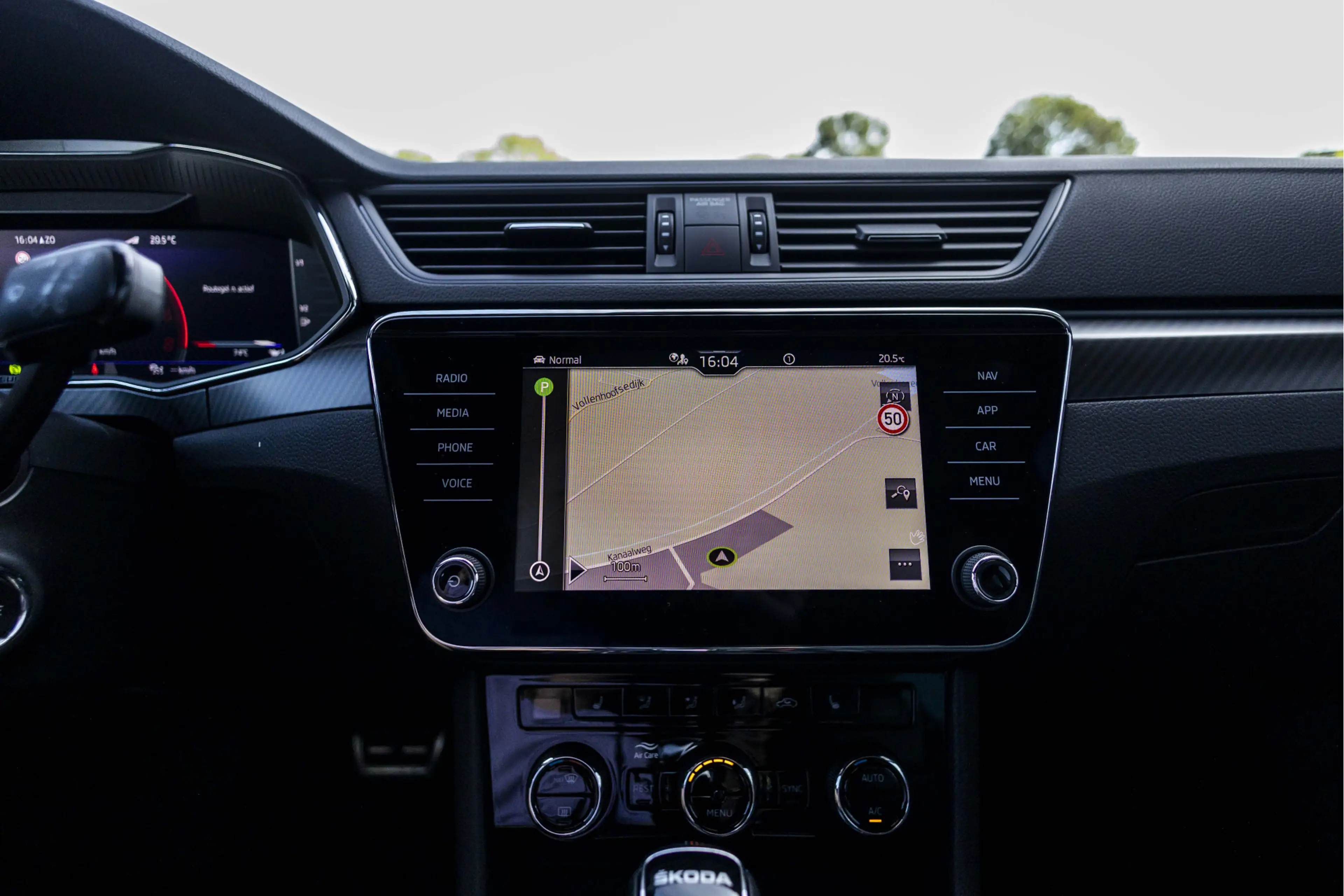 Skoda Superb Combi 1.5 TSI ACT Sportline | Memory | Camera | AC — photo 33