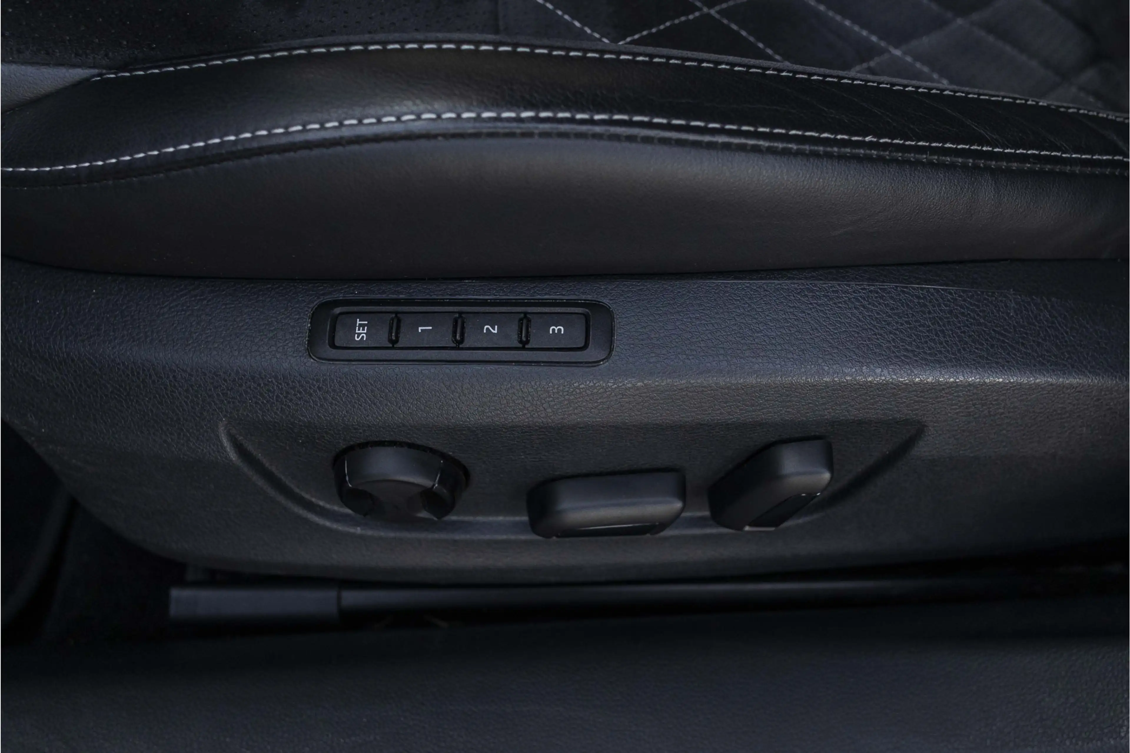 Skoda Superb Combi 1.5 TSI ACT Sportline | Memory | Camera | AC — photo 22