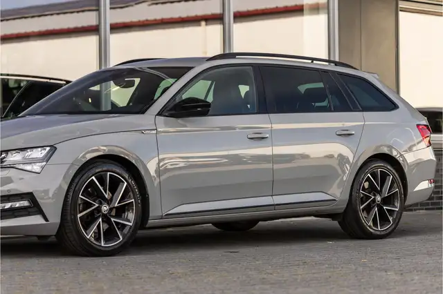 Skoda Superb view 15