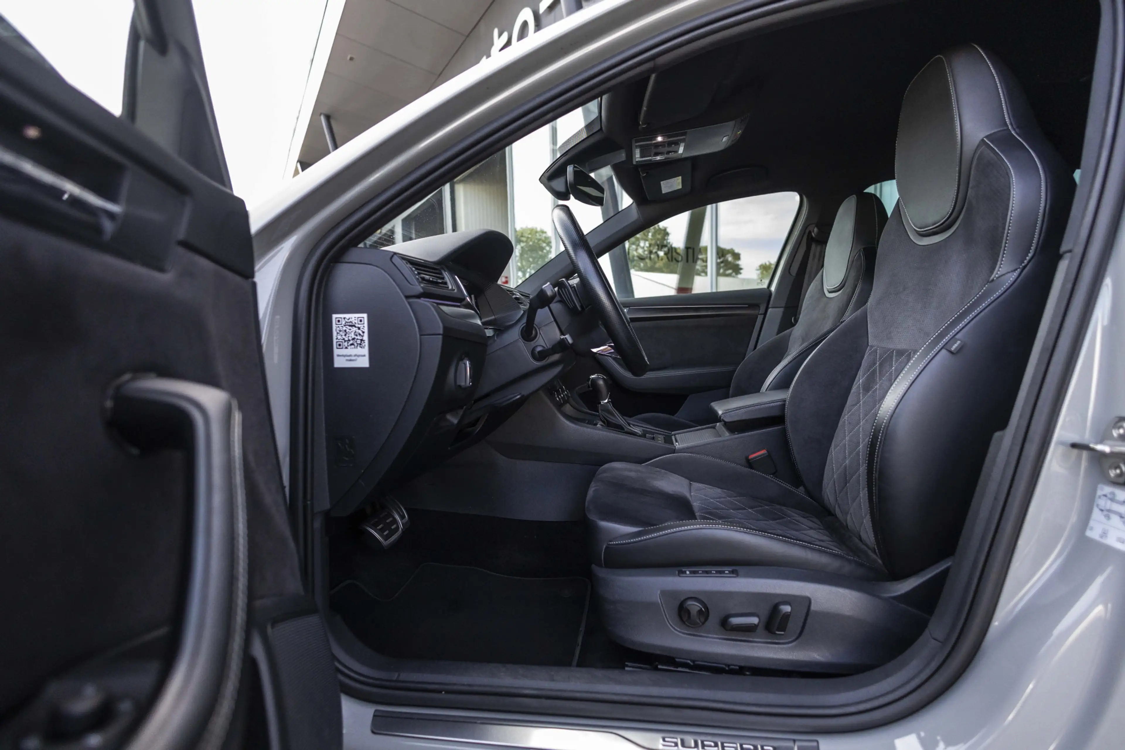 Skoda Superb Combi 1.5 TSI ACT Sportline | Memory | Camera | AC — photo 9