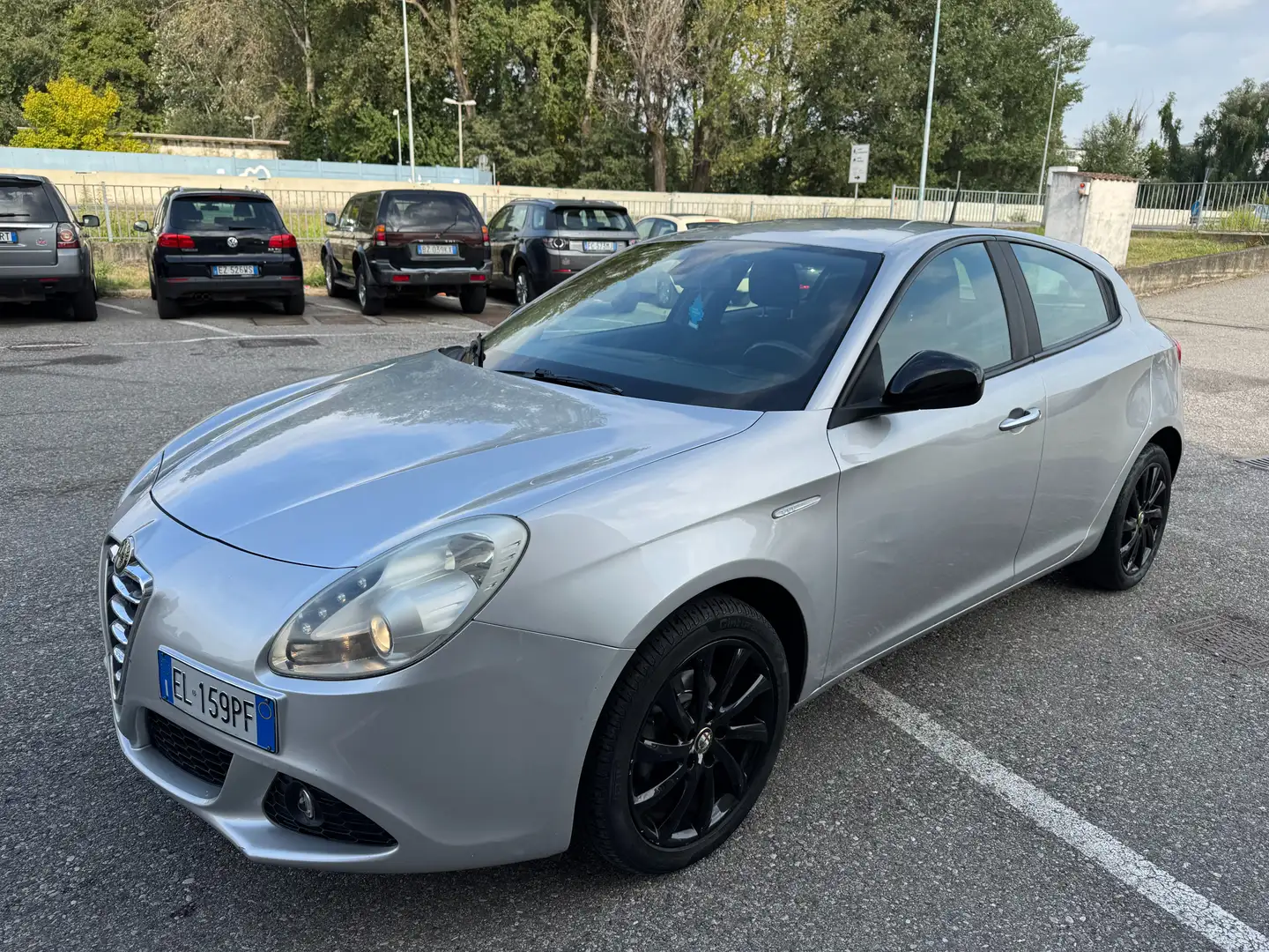 Alfa Romeo Giulietta 1.4 tb 105cv Gris - 1