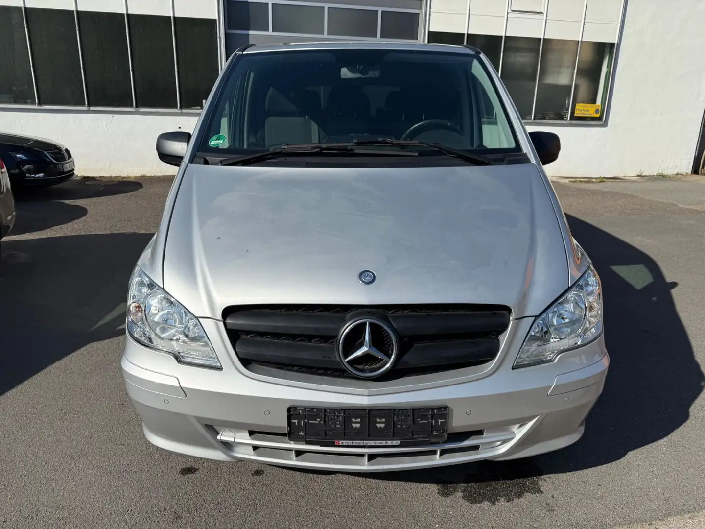 Mercedes-Benz Vito Kombi 113 CDI lang 9-Sitzer Silber - 2