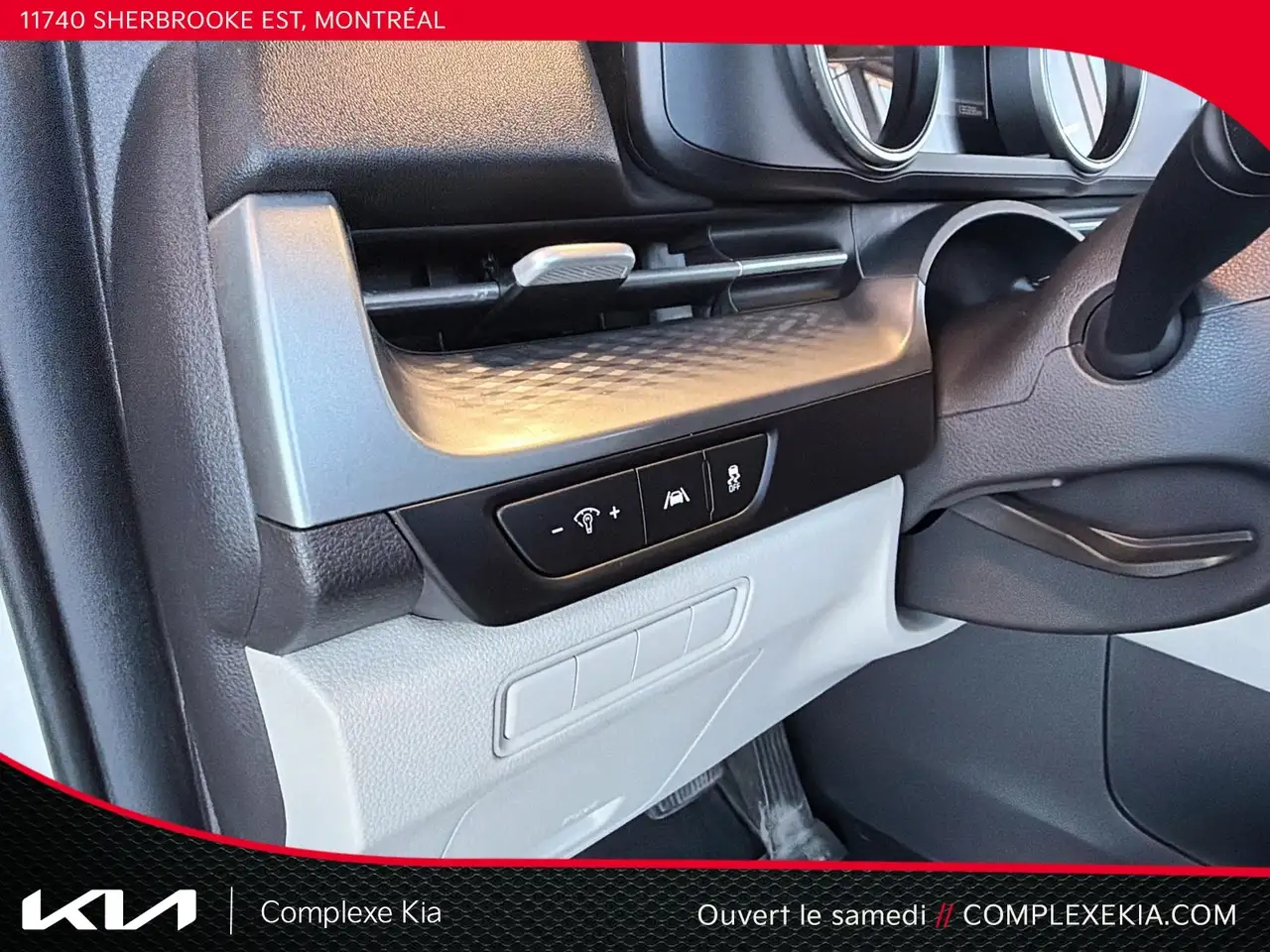 Kia Carnival снимка Kia Carnival