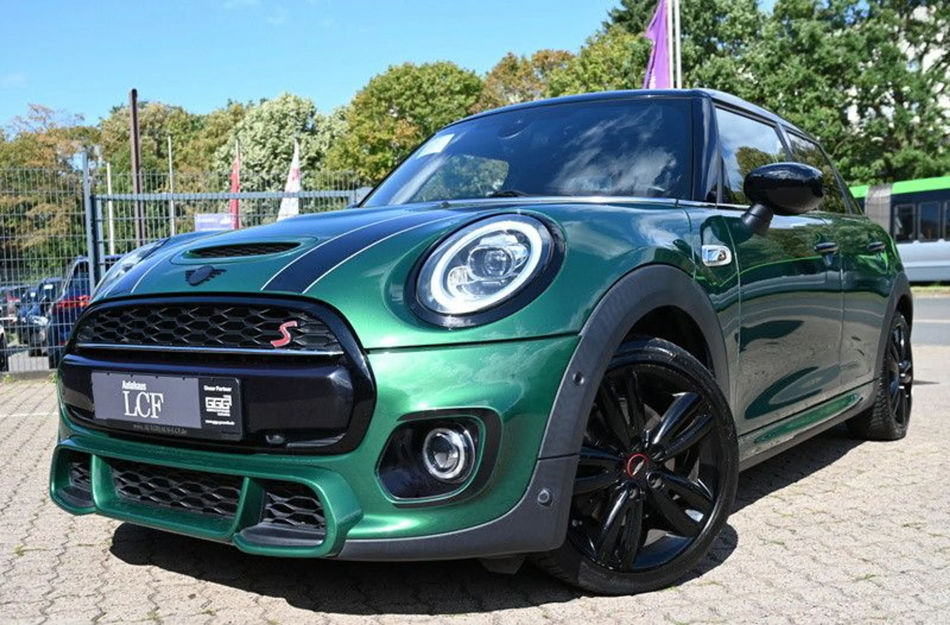 MINI Cooper S John Cooper Works Navi Alcantara