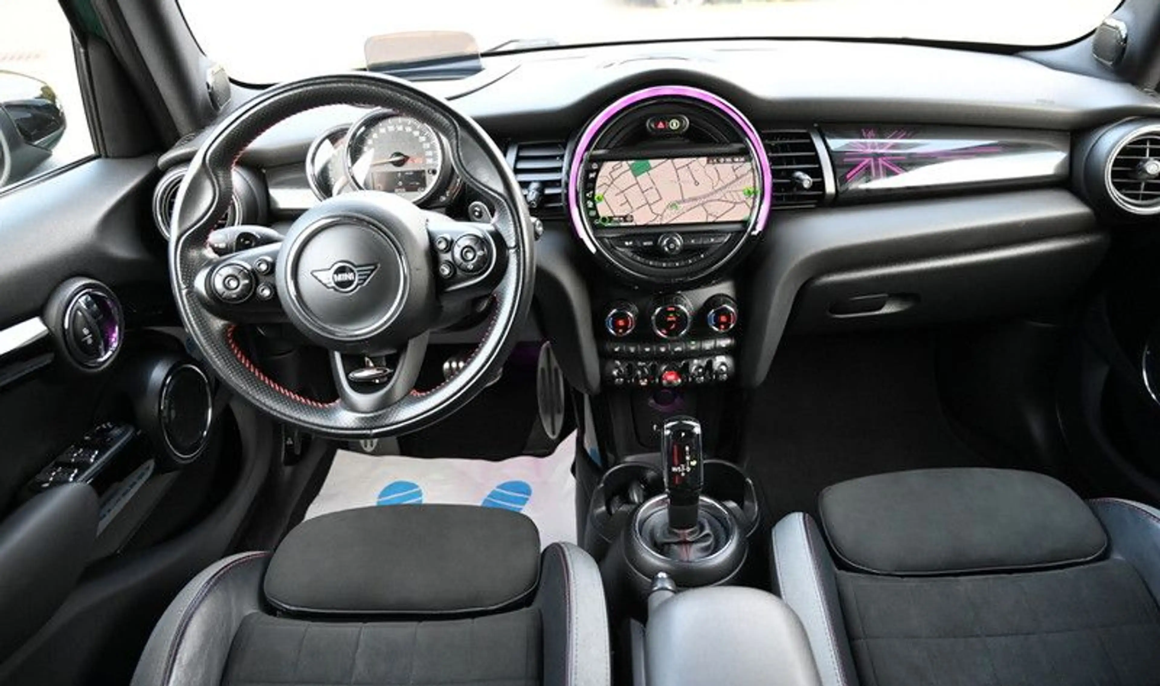 MINI Cooper S John Cooper Works Navi Alcantara — photo 9