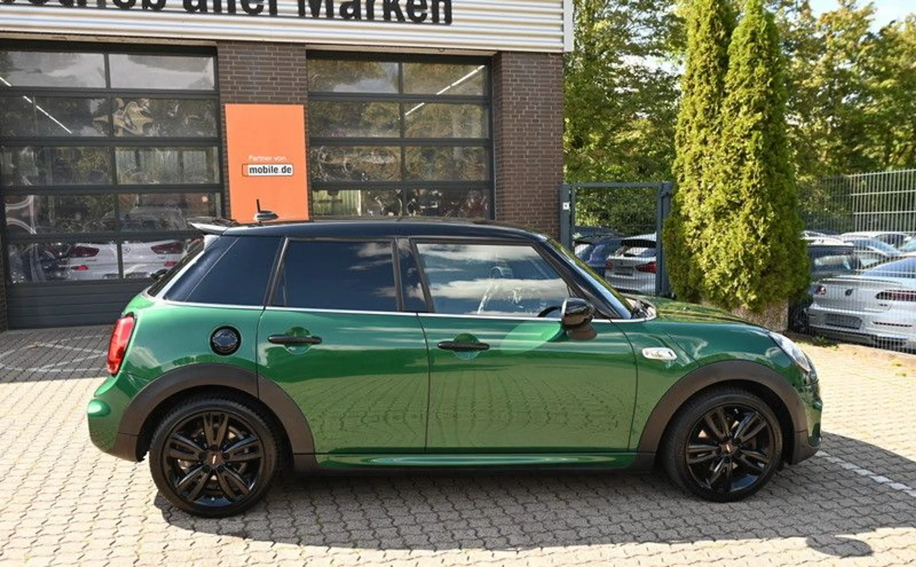 MINI Cooper S John Cooper Works Navi Alcantara — photo 5