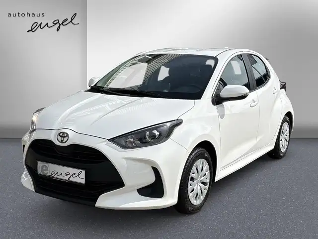 Toyota Yaris Hybrid Busin Edition,KLIMA,ACC,KAMERA,SH,LH,CARPLA