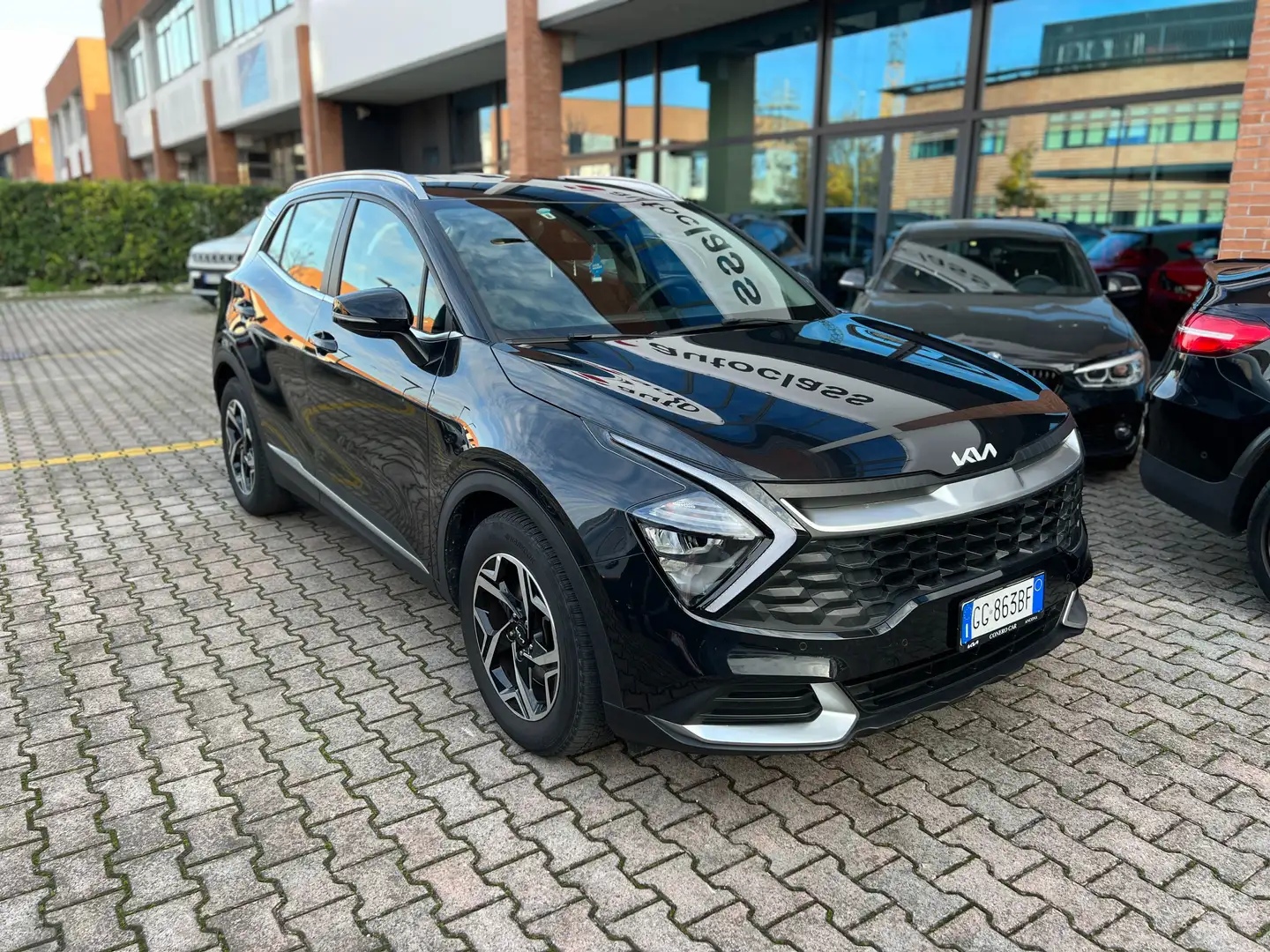 Kia Sportage 2022 1.6 tgdi mhev Style GARANZIA KIA 2029 Zwart - 1