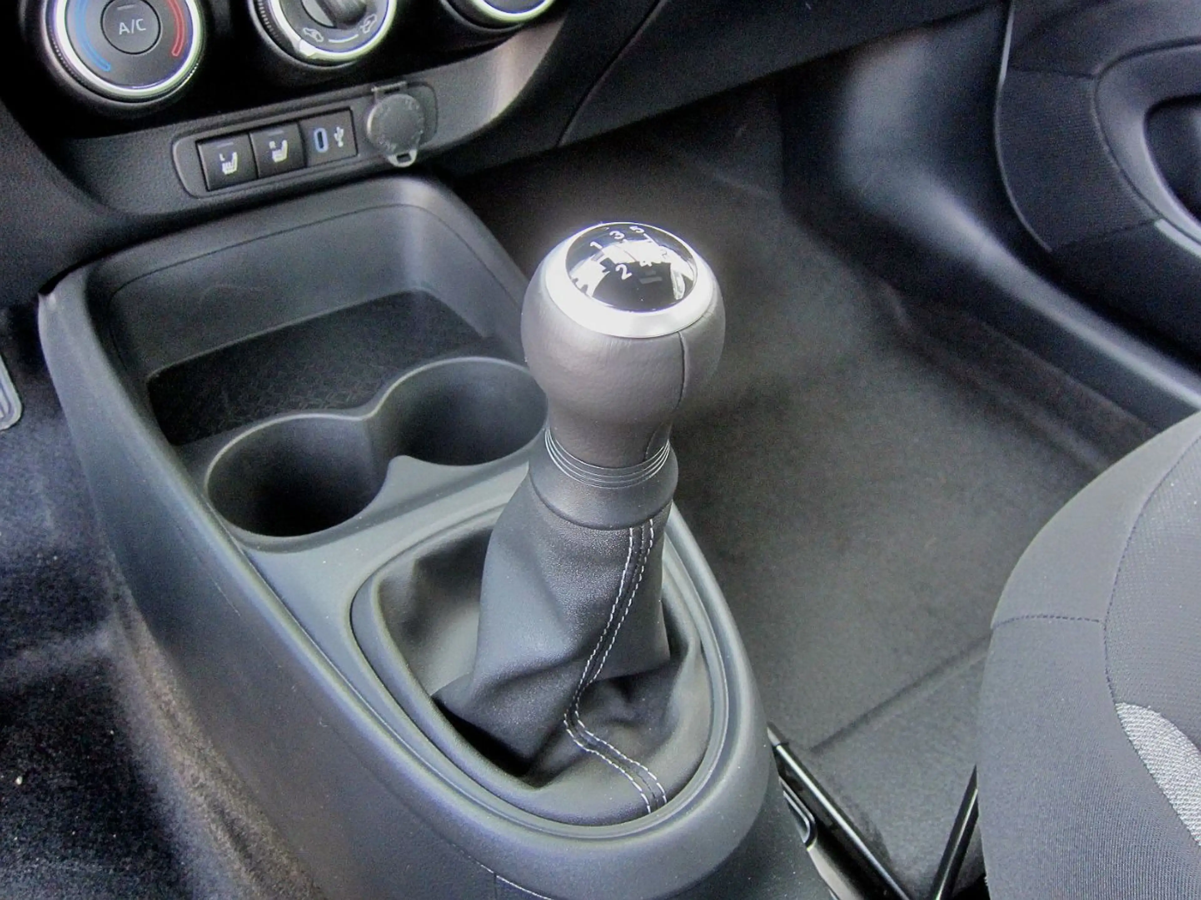 Toyota Aygo 1.0 Business Edition ACC+SHZ+Kam.+SpurH — photo 8