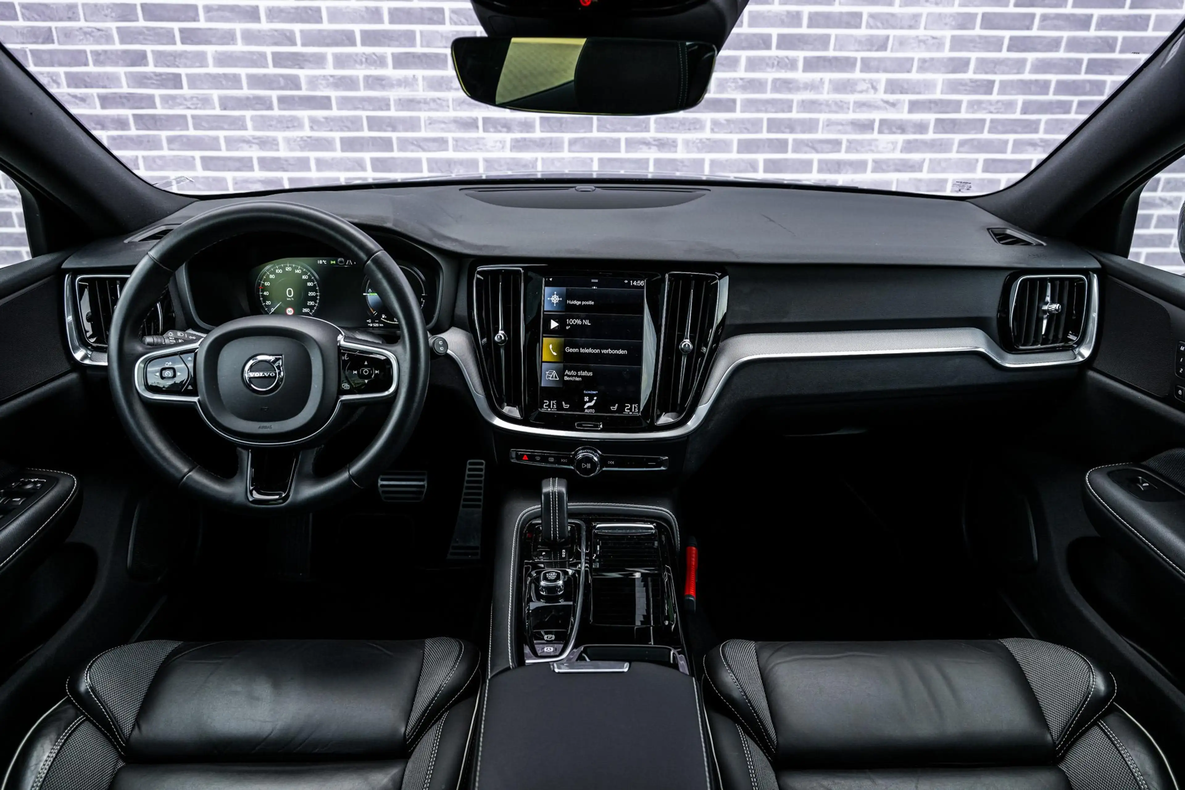 Volvo V60 2.0 T6 Plug-in hybrid AWD Plus Dark | Trekhaak | L — photo 6