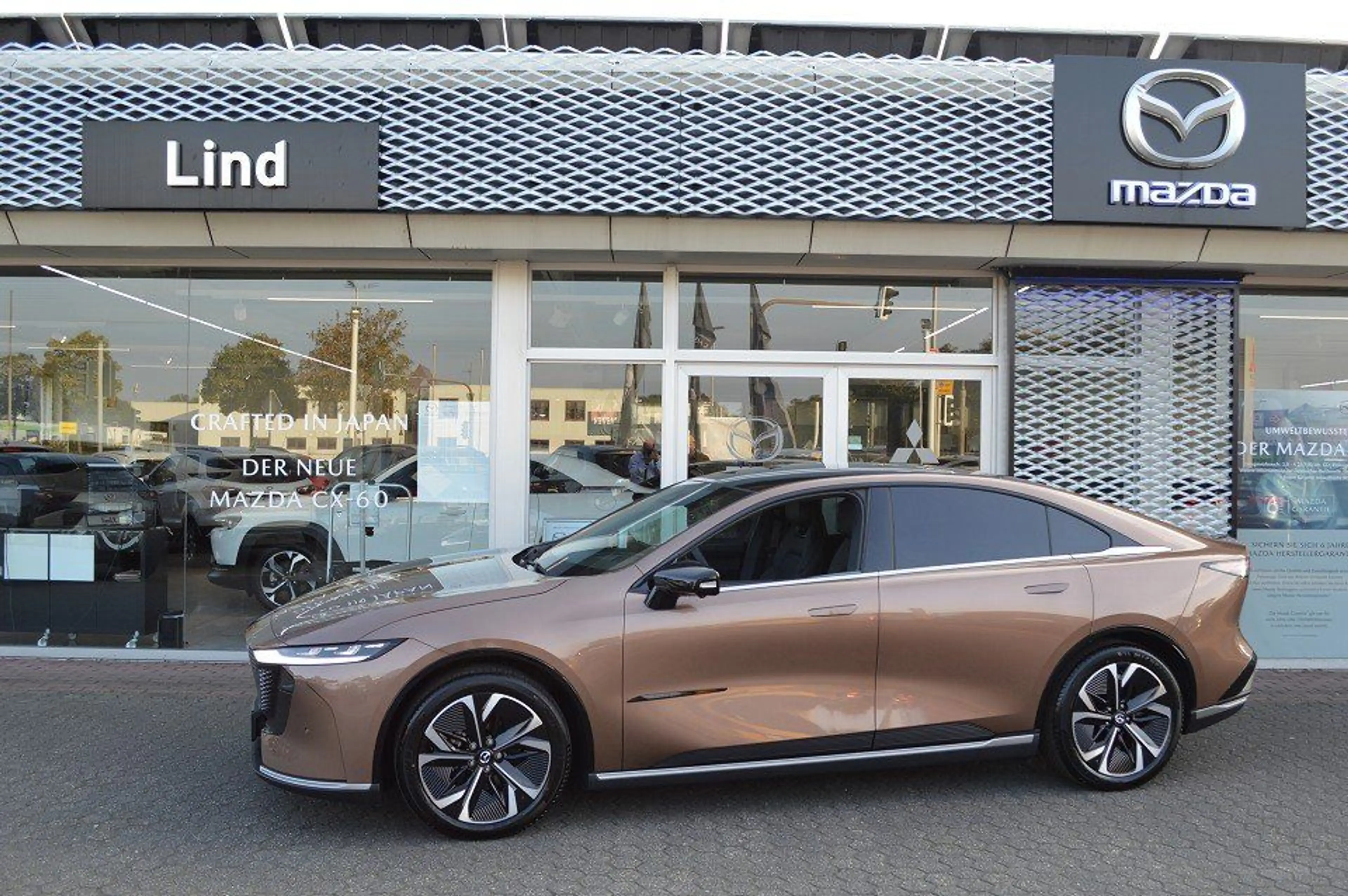 Mazda 6e 6E EV 258ps — photo 2