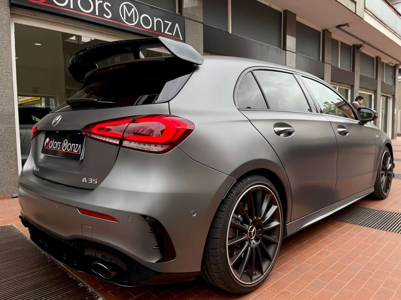 Mercedes-Benz A 35 AMG A 35 AMG Race Edition 4matic auto