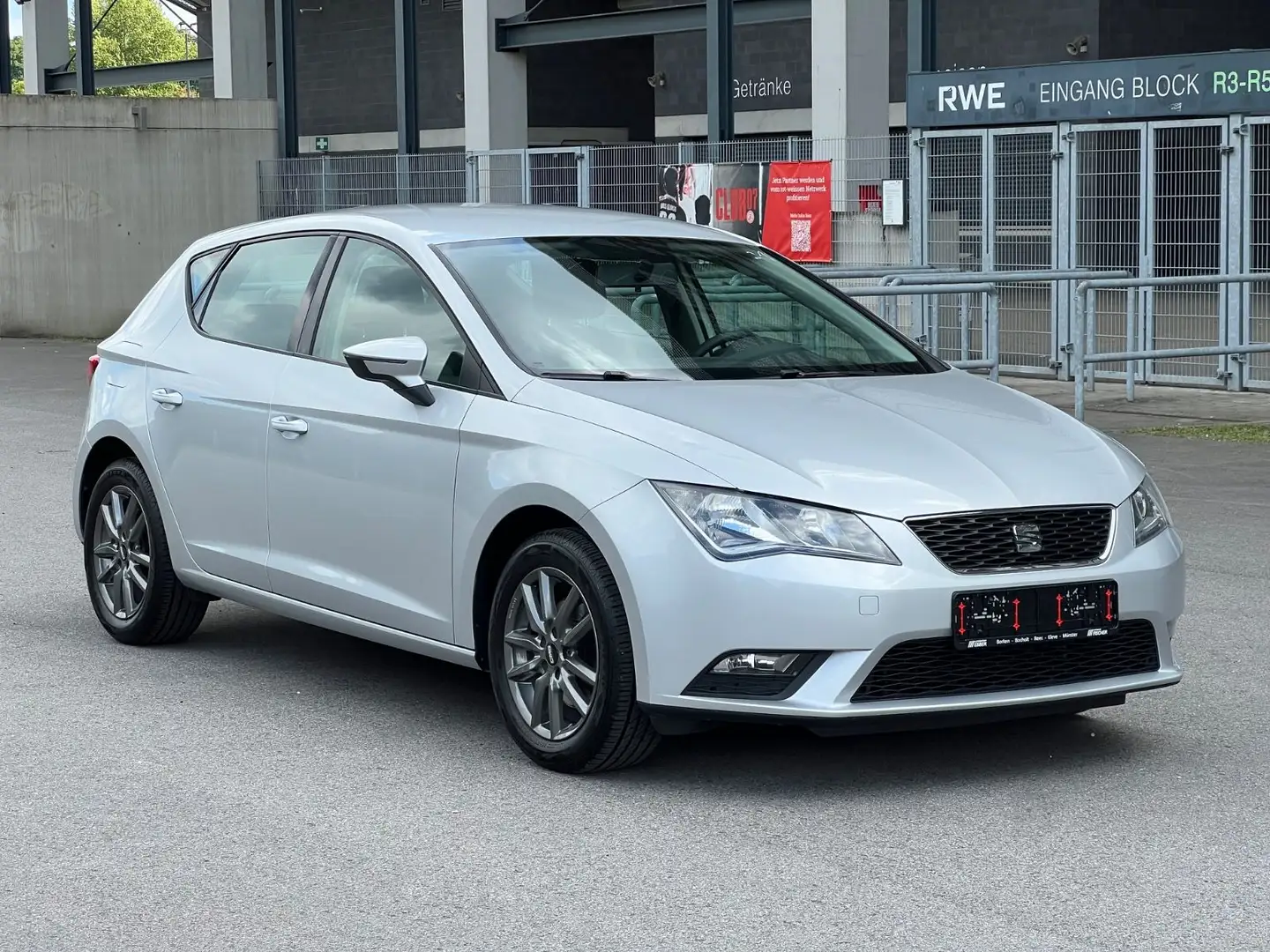 SEAT Leon Reference*PDC*KLIMA*START/STOP* Silber - 1