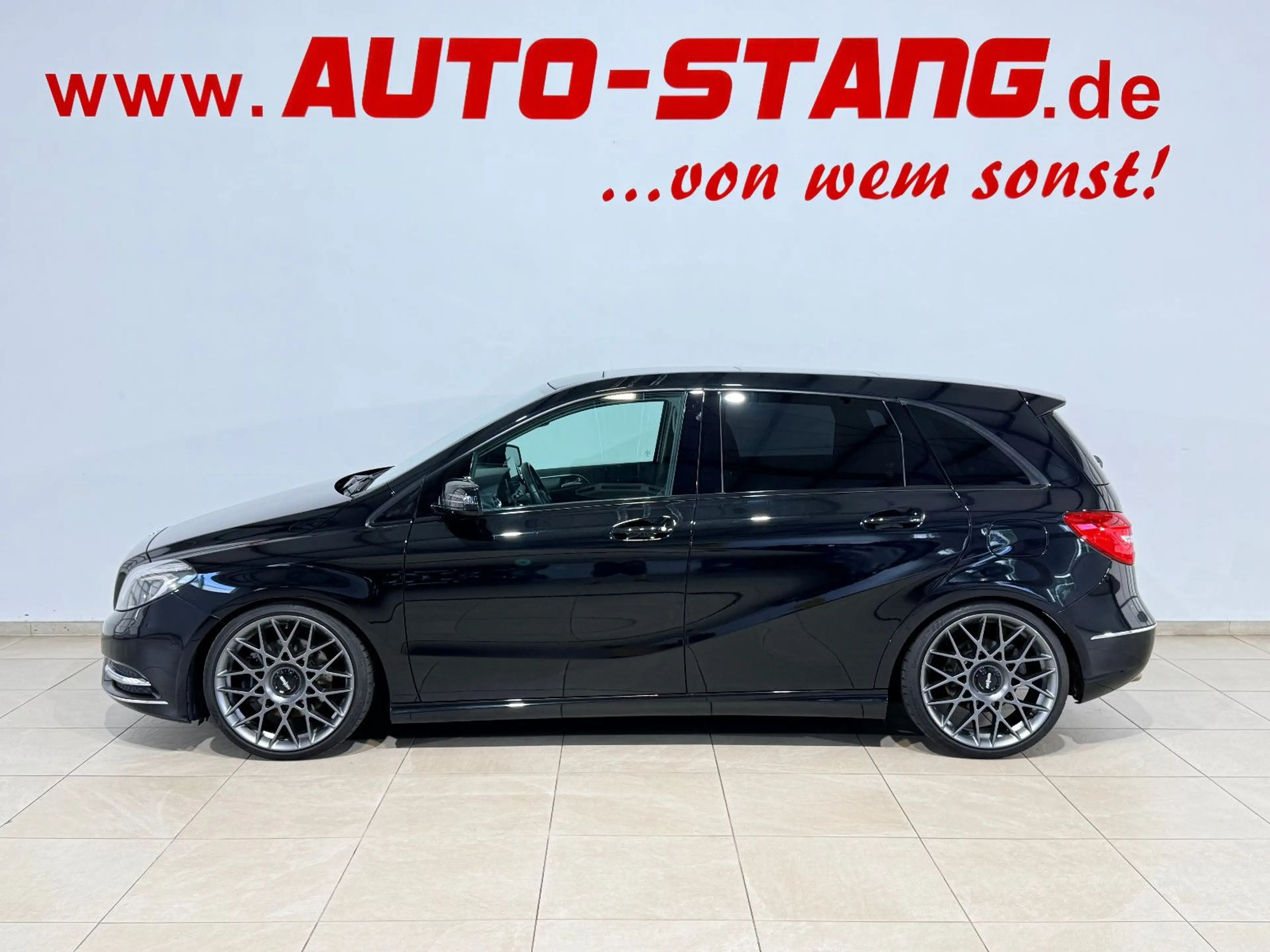 Mercedes-Benz B 250 *SCHECKHEFT+AHK+19"ROTIFORM+PANORAMA+SPUR* — photo 4