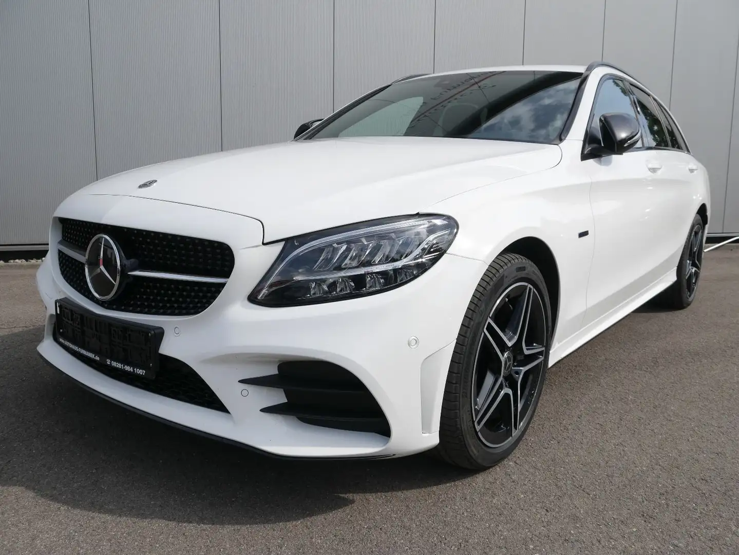 Mercedes-Benz C 300 T de AMG NIGHT-EDITION BURM/DISTR/AHK/LED Wit - 1