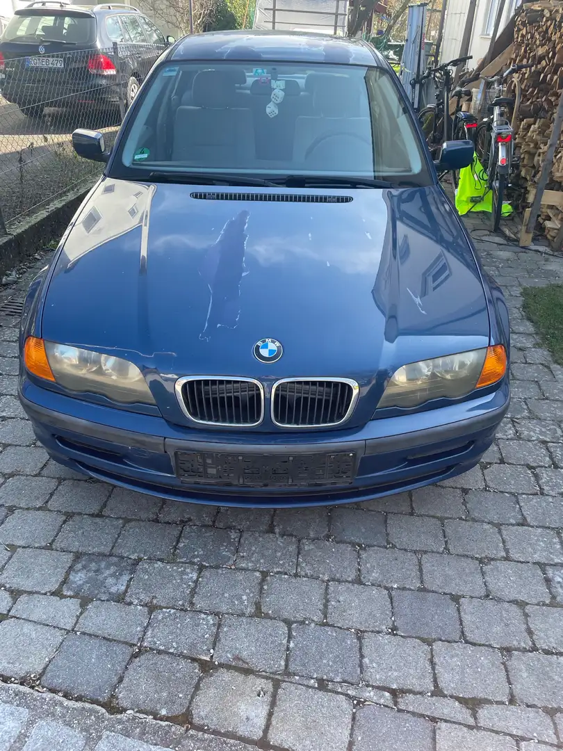 BMW 318 318i - 1