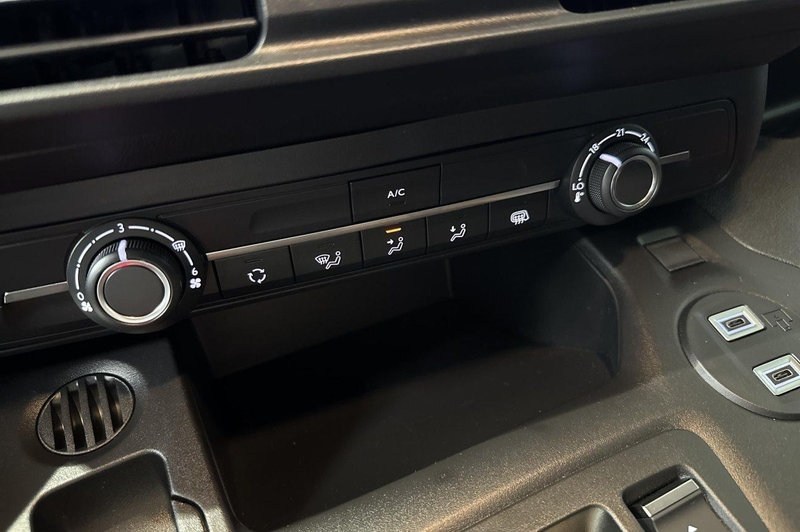 Peugeot Partner Standard Heavy 50 KWh — photo 15
