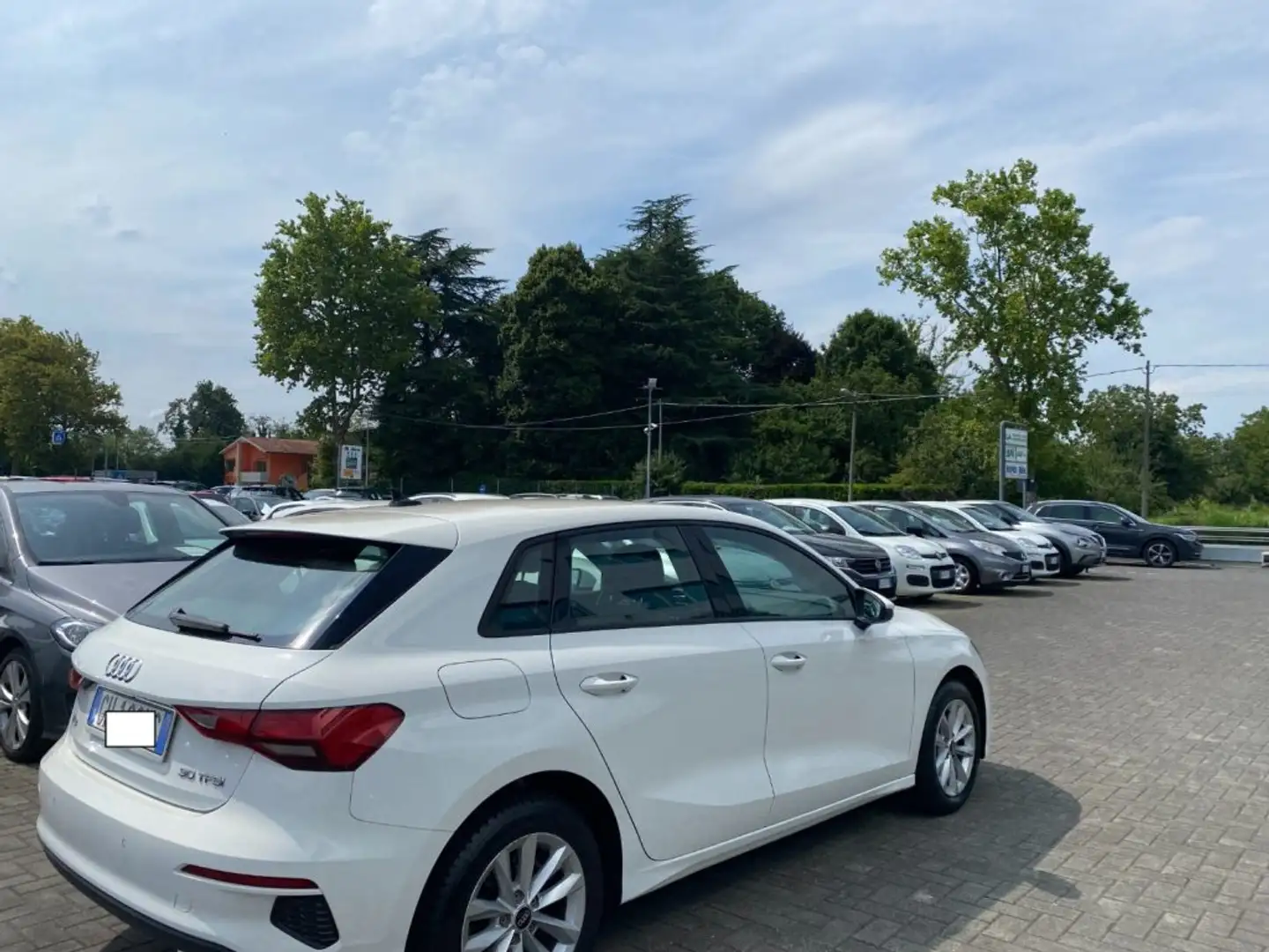 Audi A3 SPB 30 TFSI S tronic Business Bianco - 2