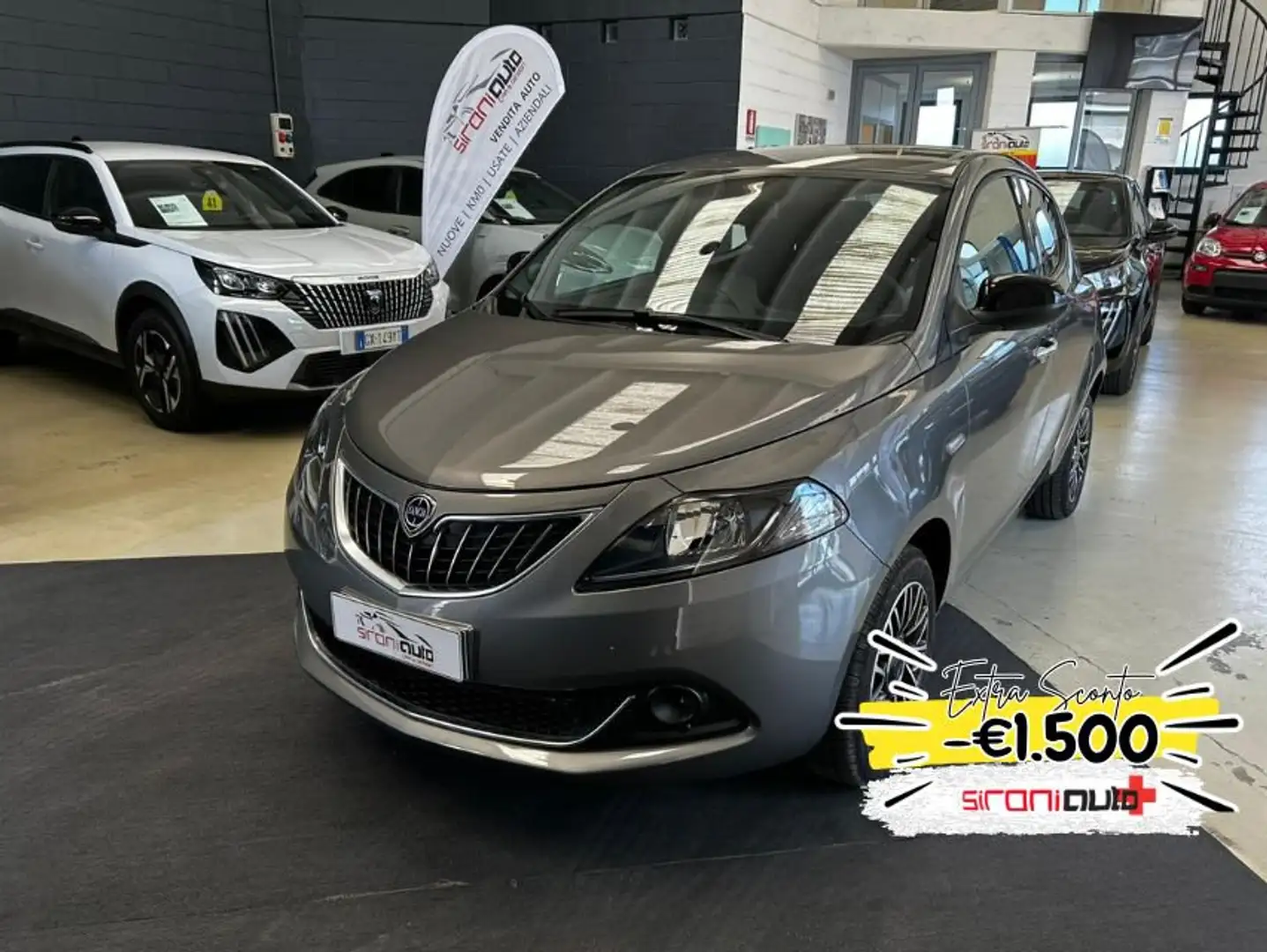 Lancia Ypsilon 1.0 FireFly 5 porte S&S Hybrid Platino - PROMO SI Grigio - 1