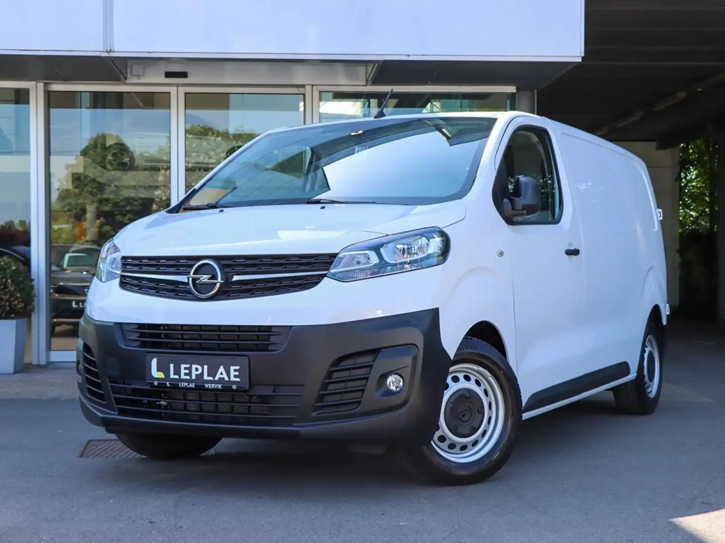 Opel Vivaro VAN L2H1 2.0 145PK MT6 |DEMO|*DIRECT LEVERBAAR* Wit - 1