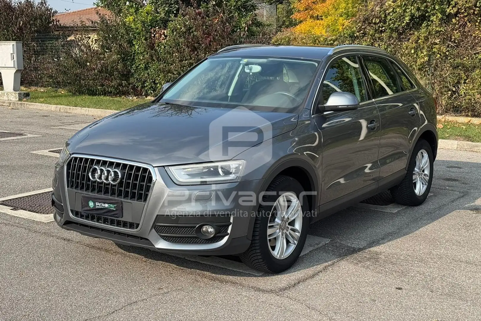 Audi Q3 Q3 2.0 TDI Business Argent - 1