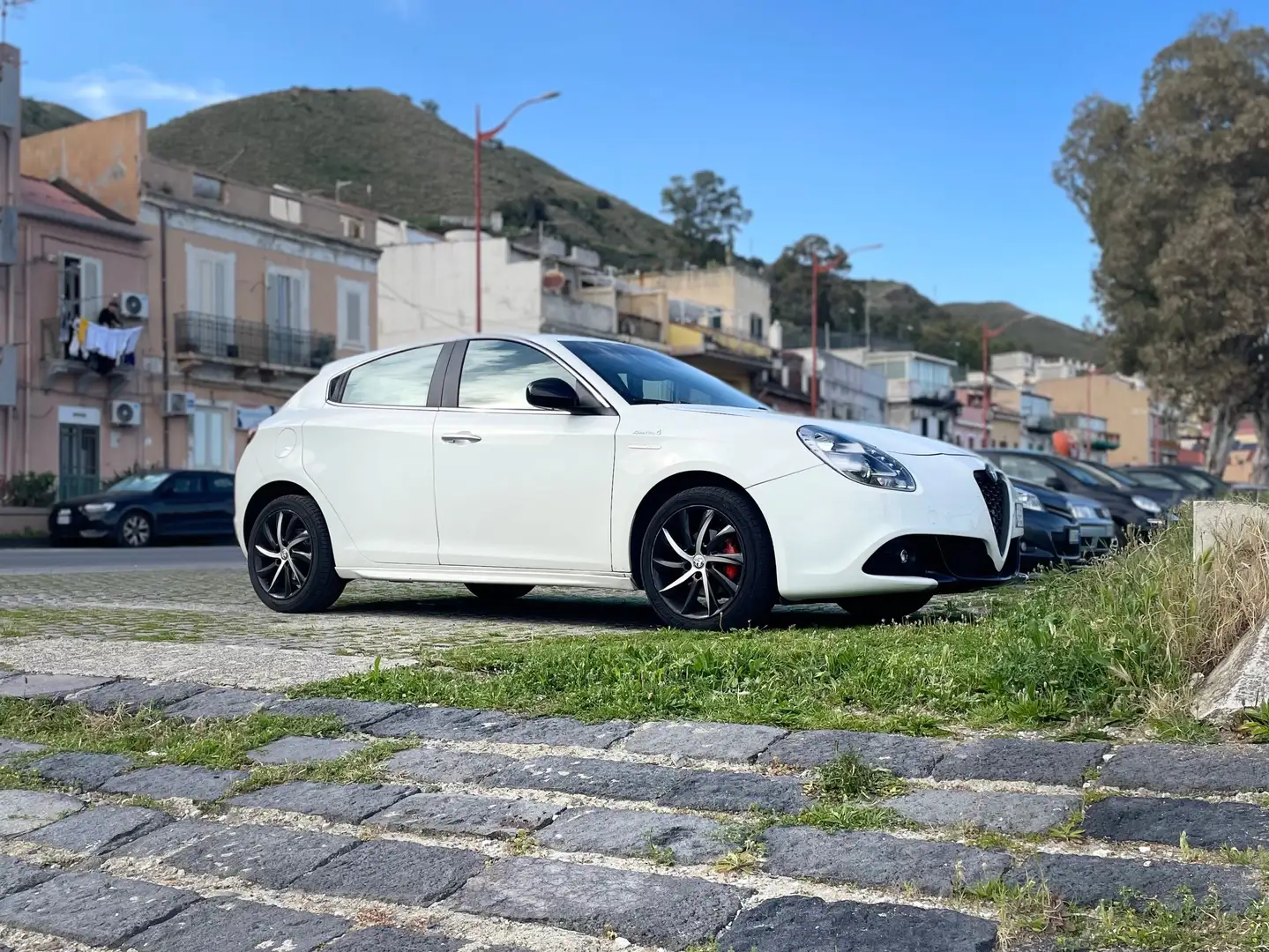 Alfa Romeo Giulietta Giulietta 1.6 jtdm(2) Distinctive Bianco - 2