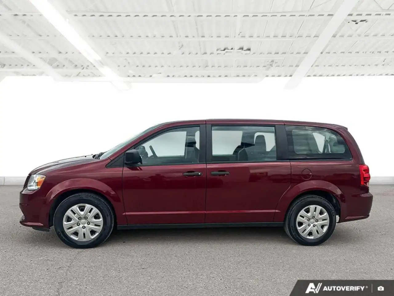 Dodge Grand Caravan снимка Dodge Grand Caravan