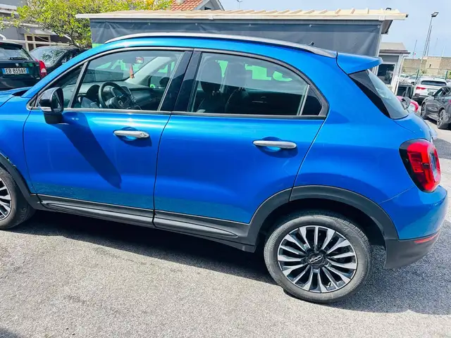 Fiat 500X view 3