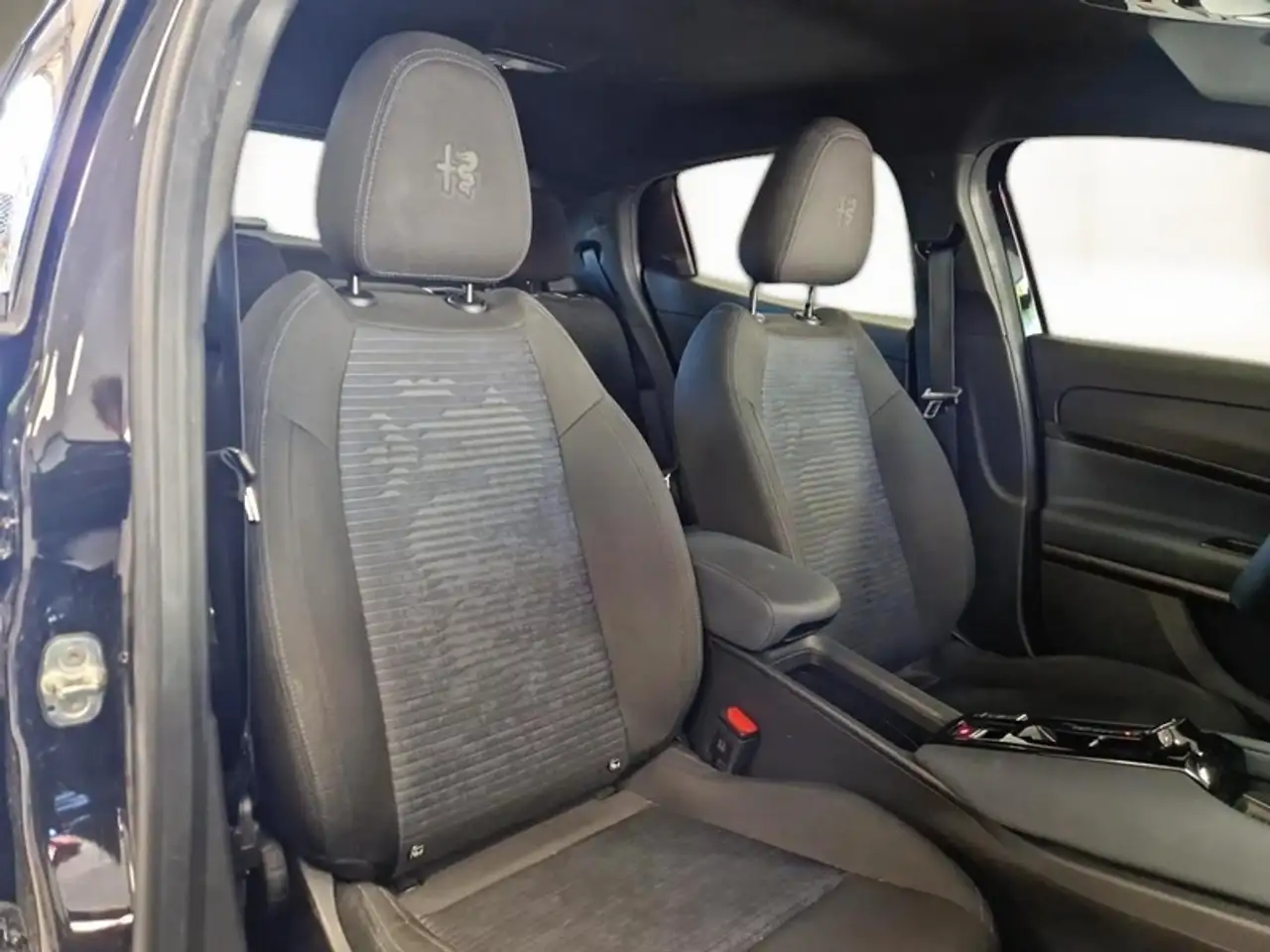 Alfa Romeo Junior 1.2 136 CV HYBRID EDCT6 IBRIDA SUV, миниатюра 10