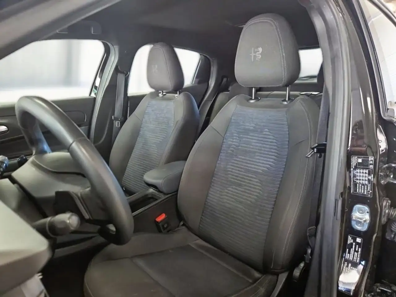 Alfa Romeo Junior 1.2 136 CV HYBRID EDCT6 IBRIDA SUV, миниатюра 9