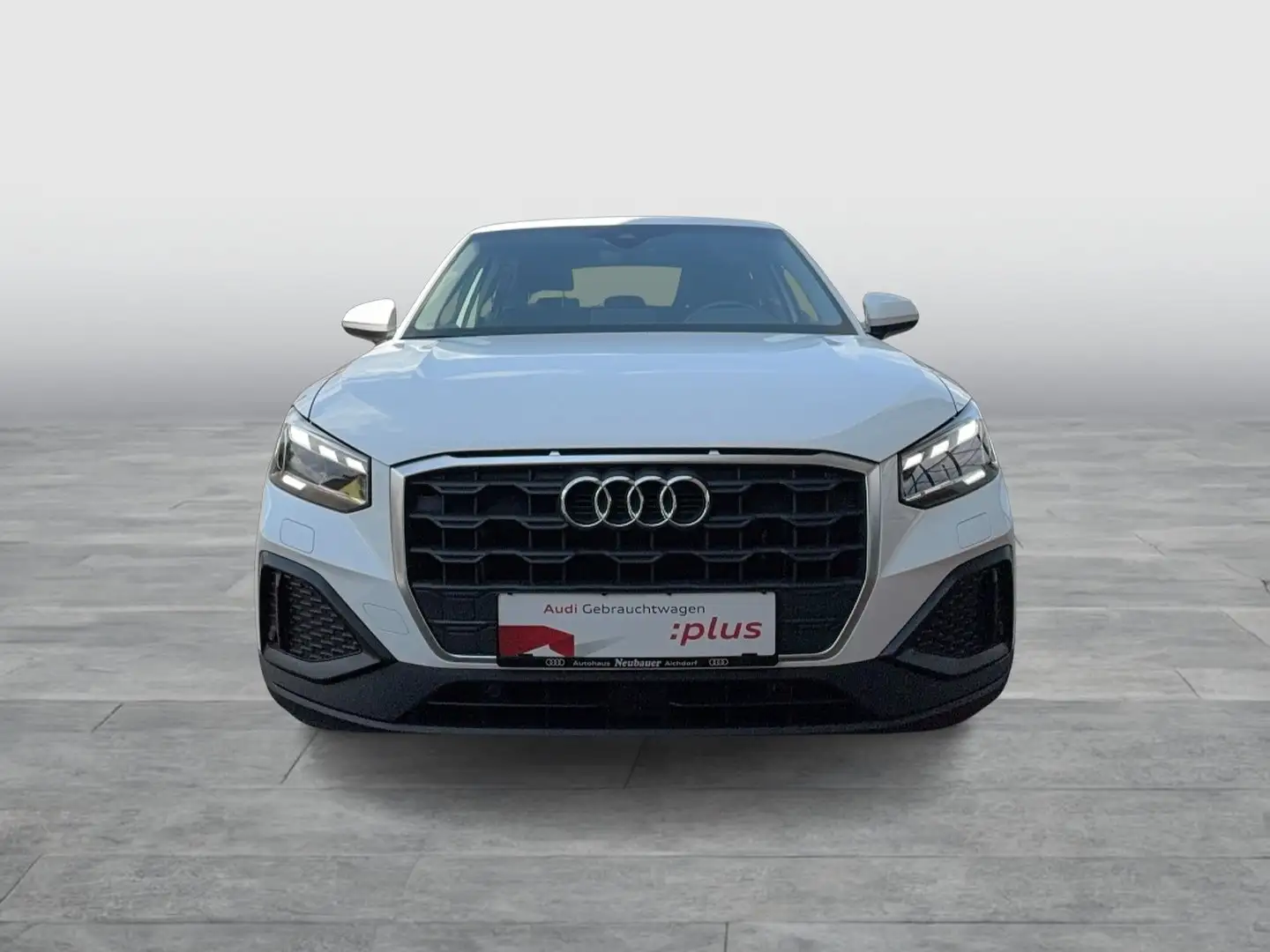 Audi Q2 30 TFSI intense Weiß - 2