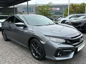 1.0 Executive|nur 21300km|Pano|LED