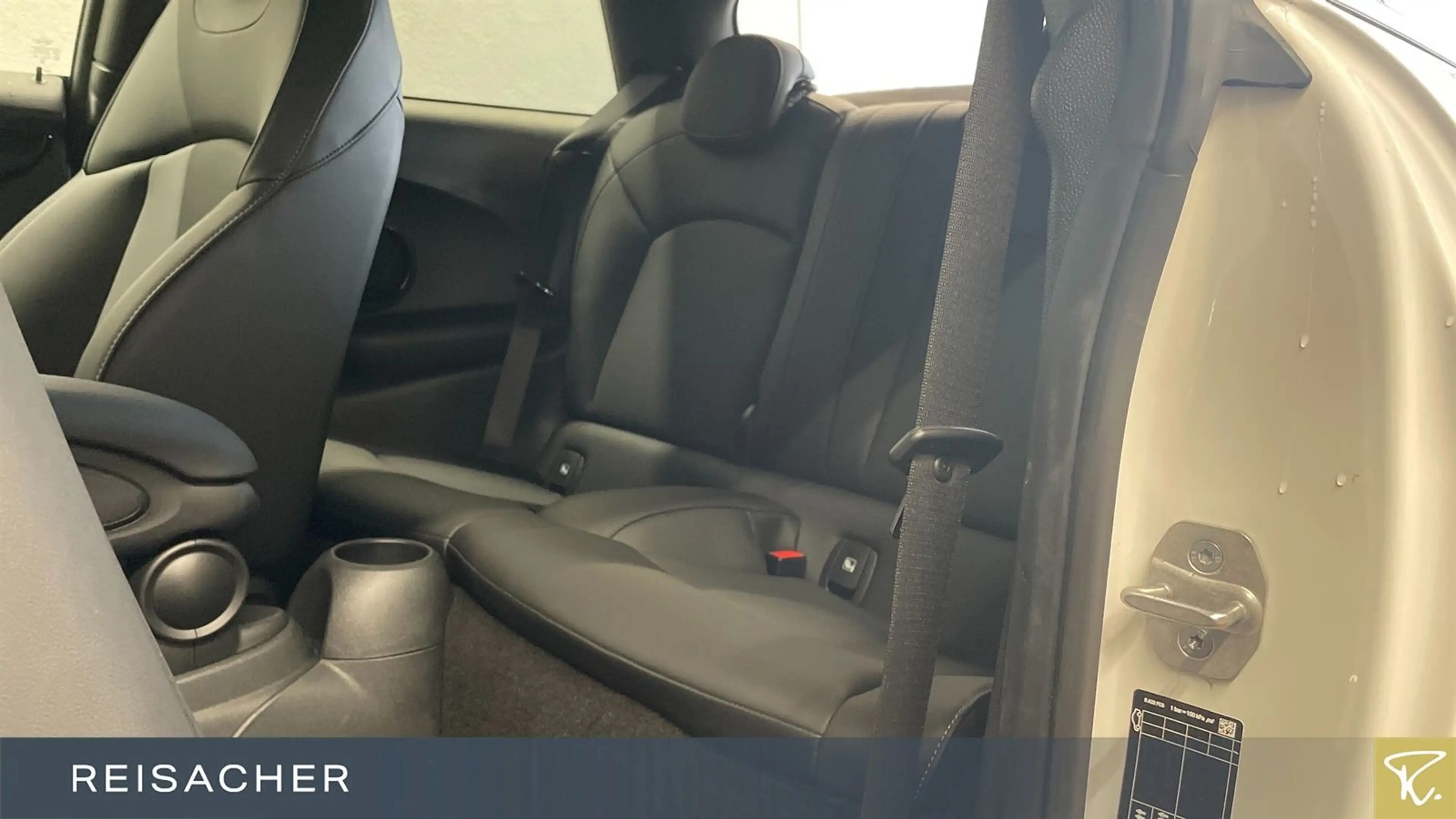 MINI Cooper SE A Classic-Trim,Navi,Autom — photo 8