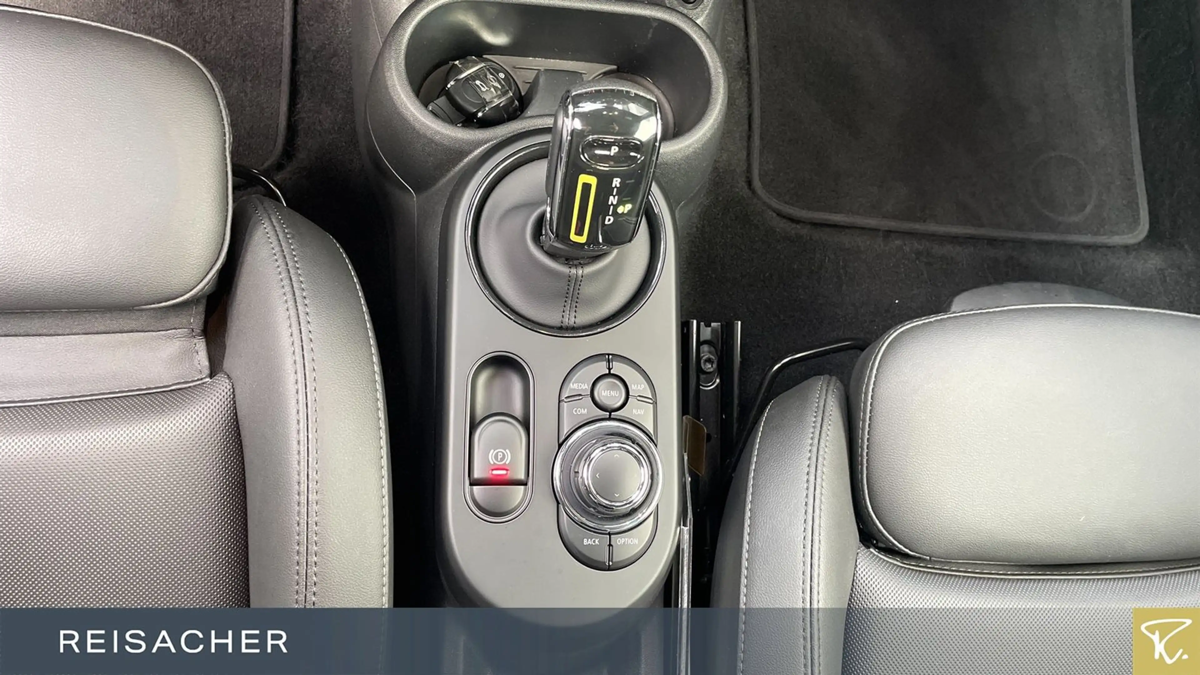 MINI Cooper SE A Classic-Trim,Navi,Autom — photo 11