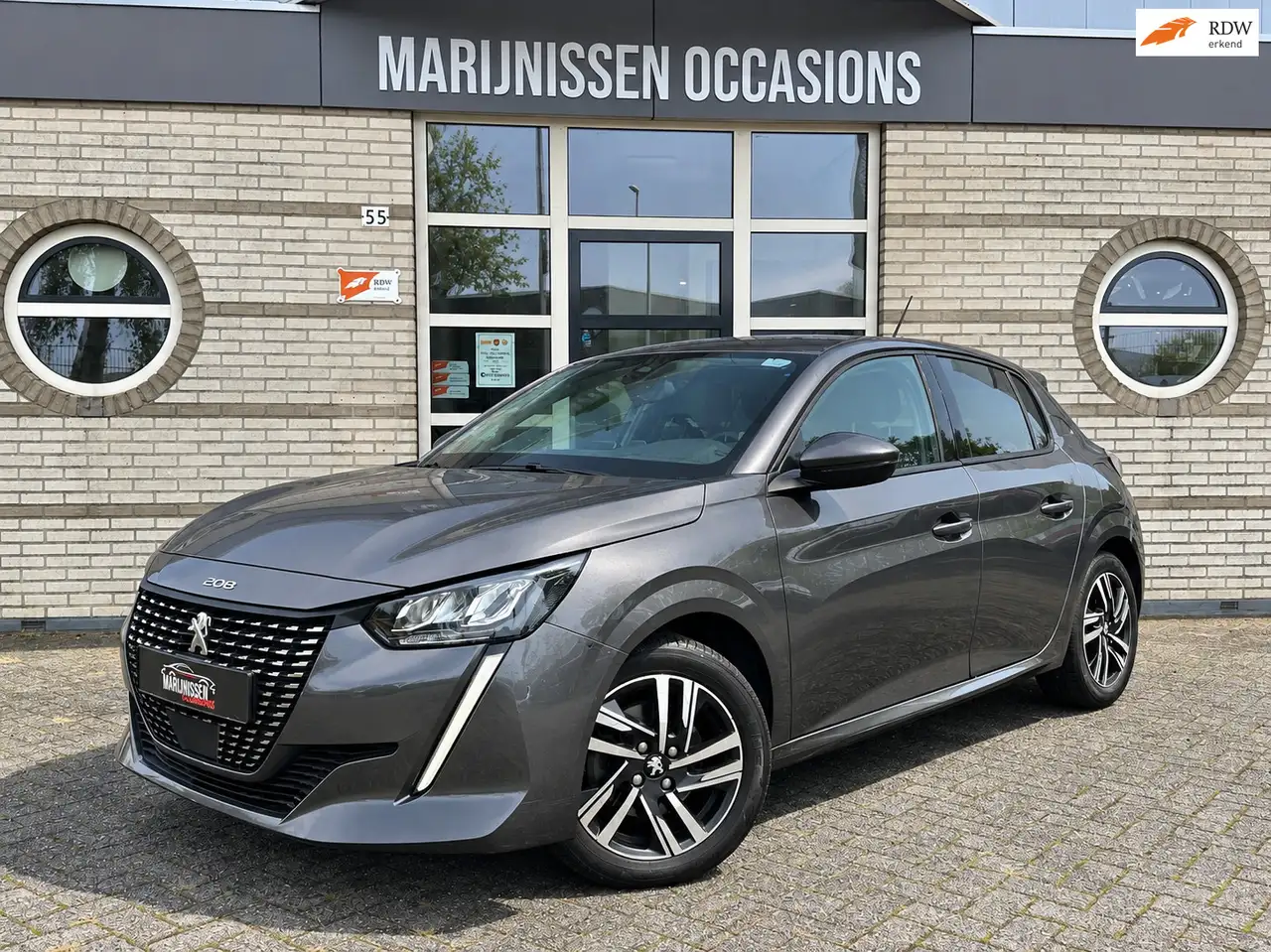 Peugeot 208 1.2 PureTech Allure VirtDash Cam CarPlay